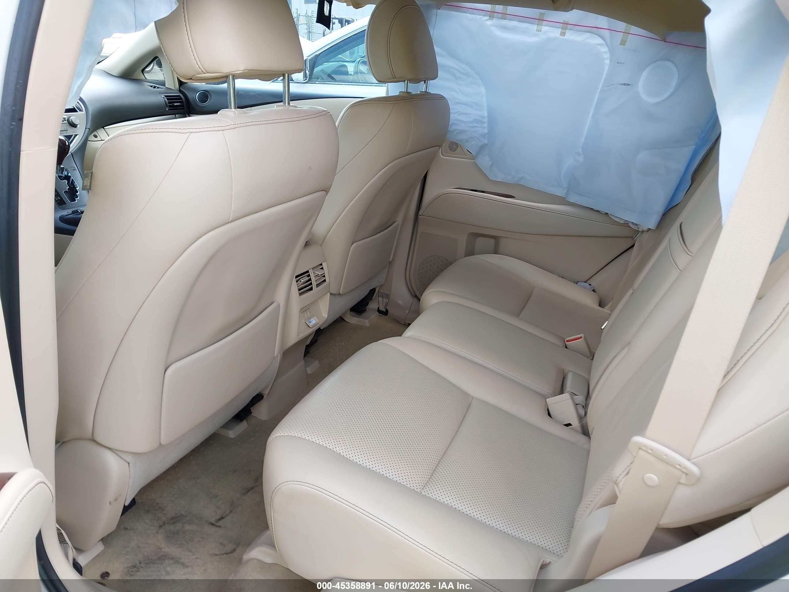 2015 Lexus Rx 350   White vin: JTJBK1BA0F2468058
