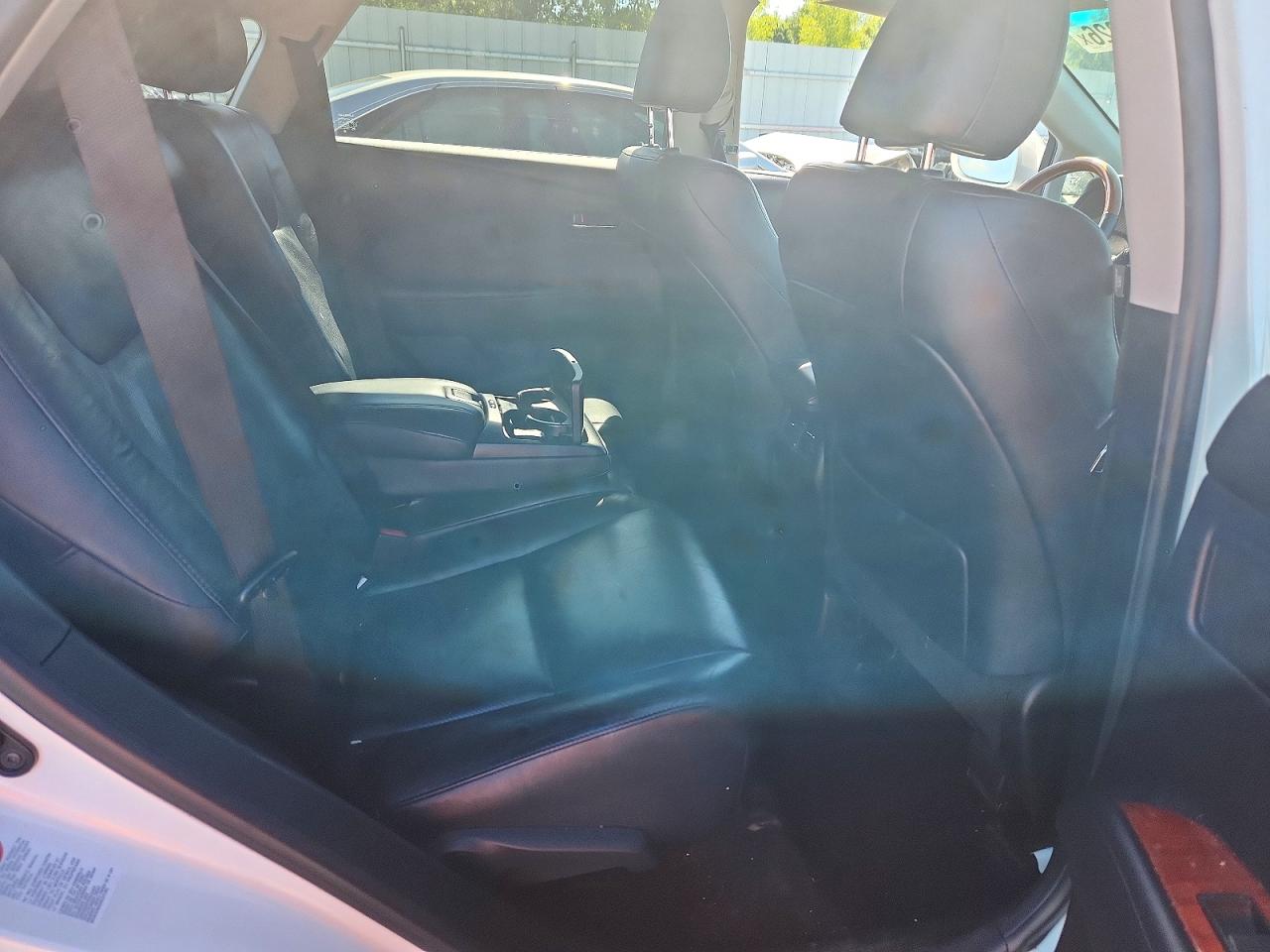 2011 Lexus Rx 350 Белый vin: JTJBK1BA1B2013648