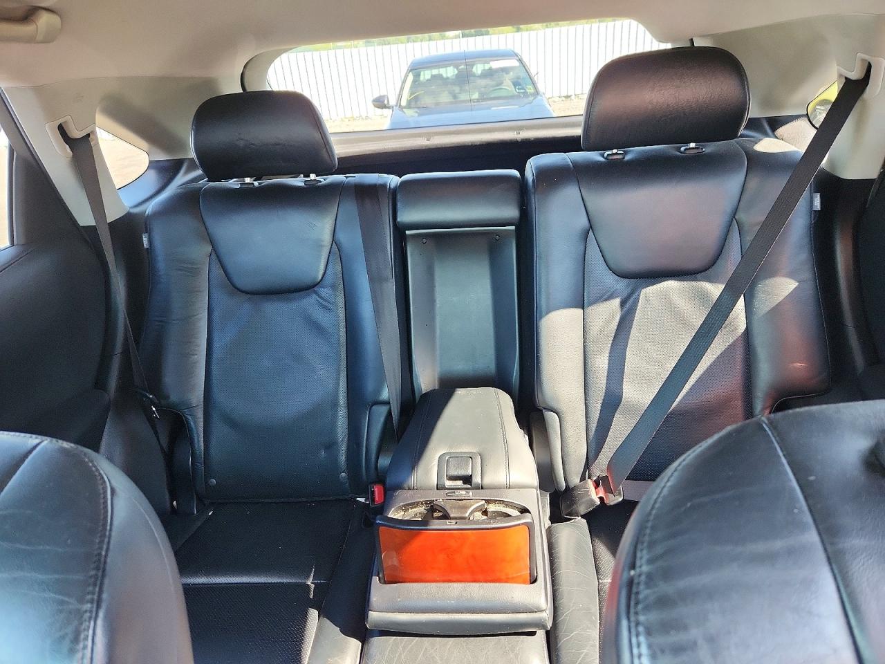 2011 Lexus Rx 350 Белый vin: JTJBK1BA1B2013648