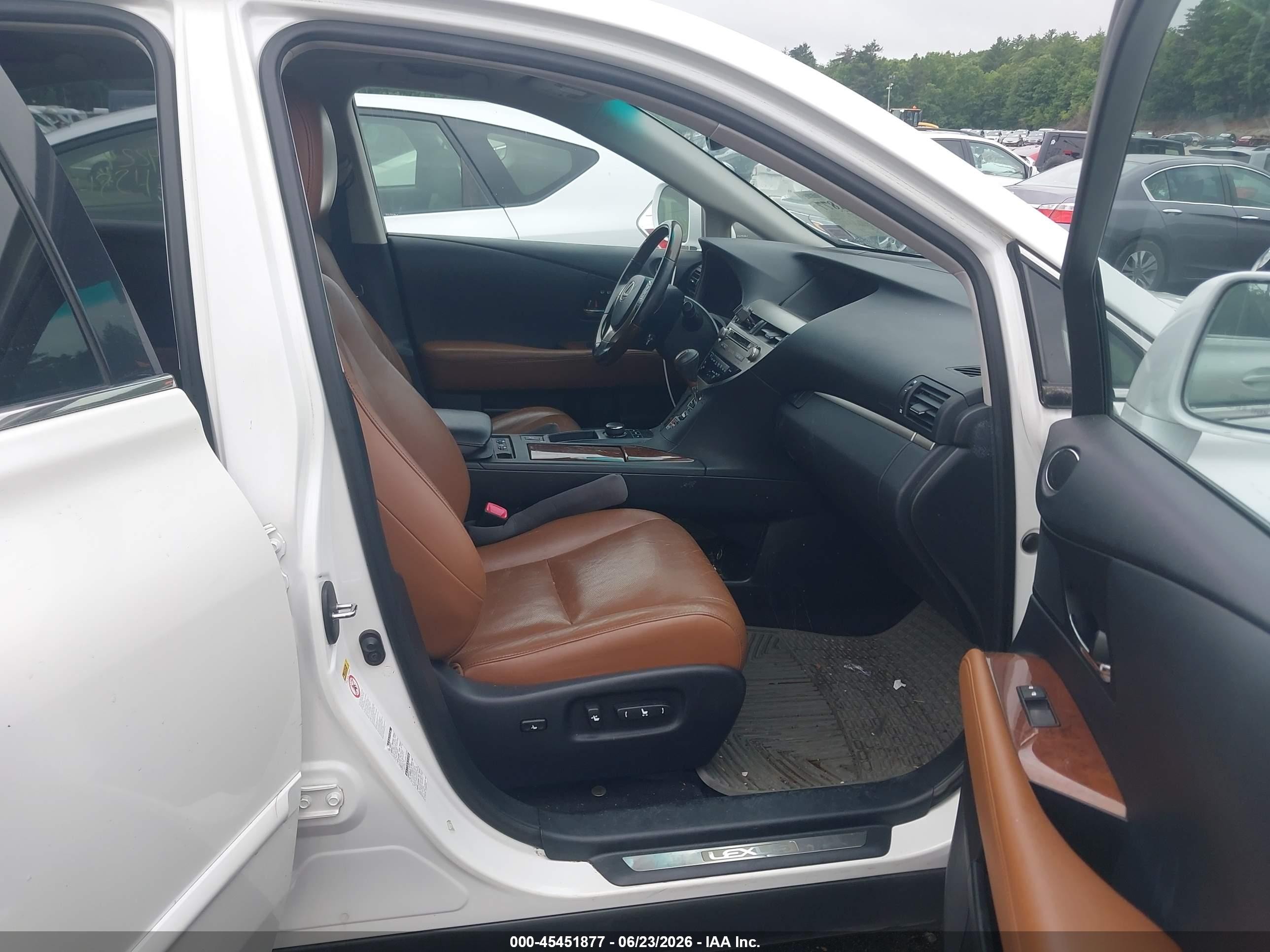 2013 Lexus Rx 350   White vin: JTJBK1BA2D2033751