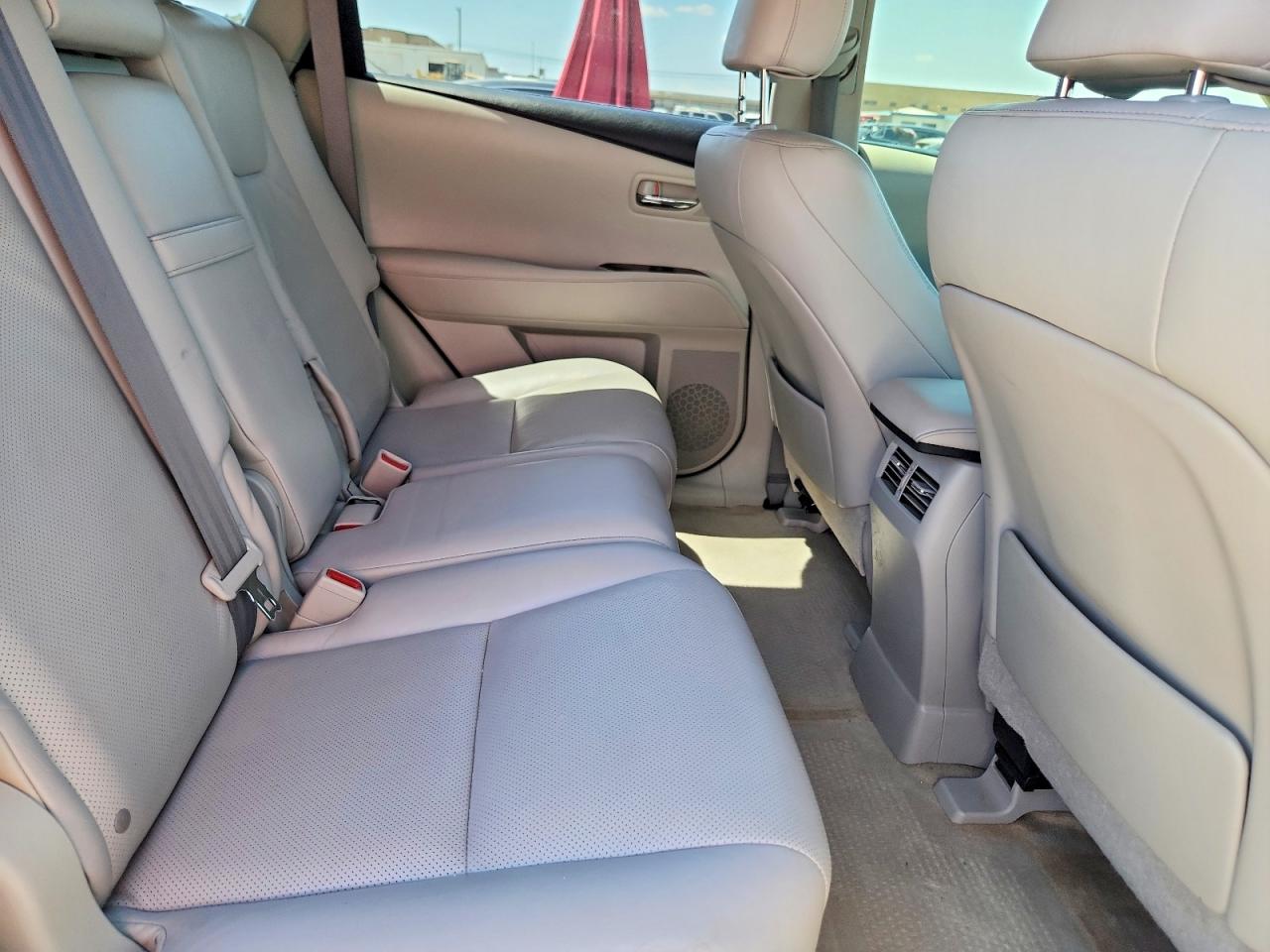 2012 Lexus Rx 350 White vin: JTJBK1BA6C2444245