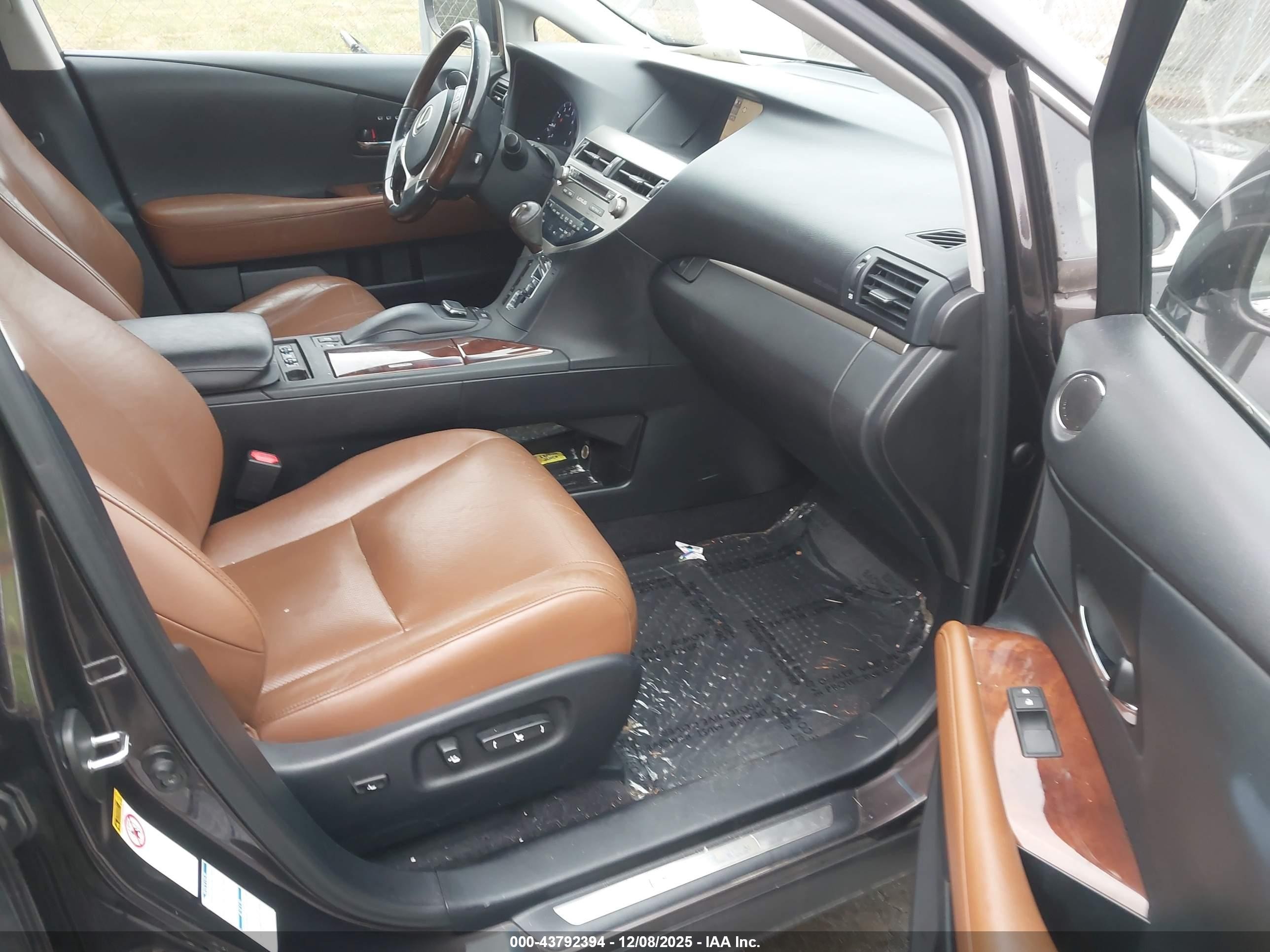 2015 Lexus Rx 350   Коричневый vin: JTJBK1BA9F2483173