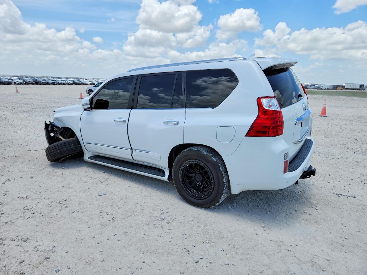 2012 Lexus Gx 460 White vin: JTJBM7FX0C5048161