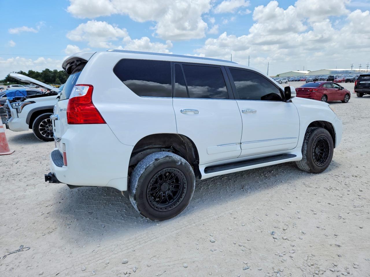 2012 Lexus Gx 460 White vin: JTJBM7FX0C5048161
