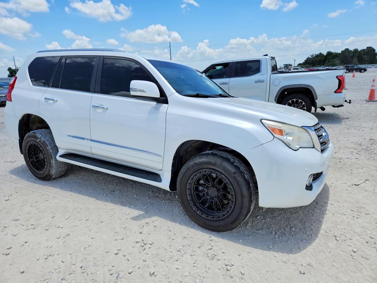 2012 Lexus Gx 460 White vin: JTJBM7FX0C5048161