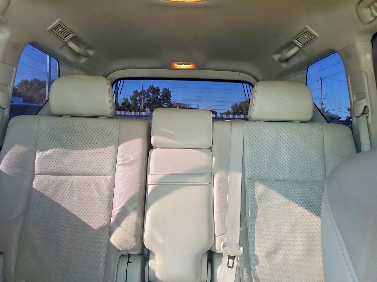 2014 Lexus Gx 460 Silver vin: JTJBM7FX0E5080577
