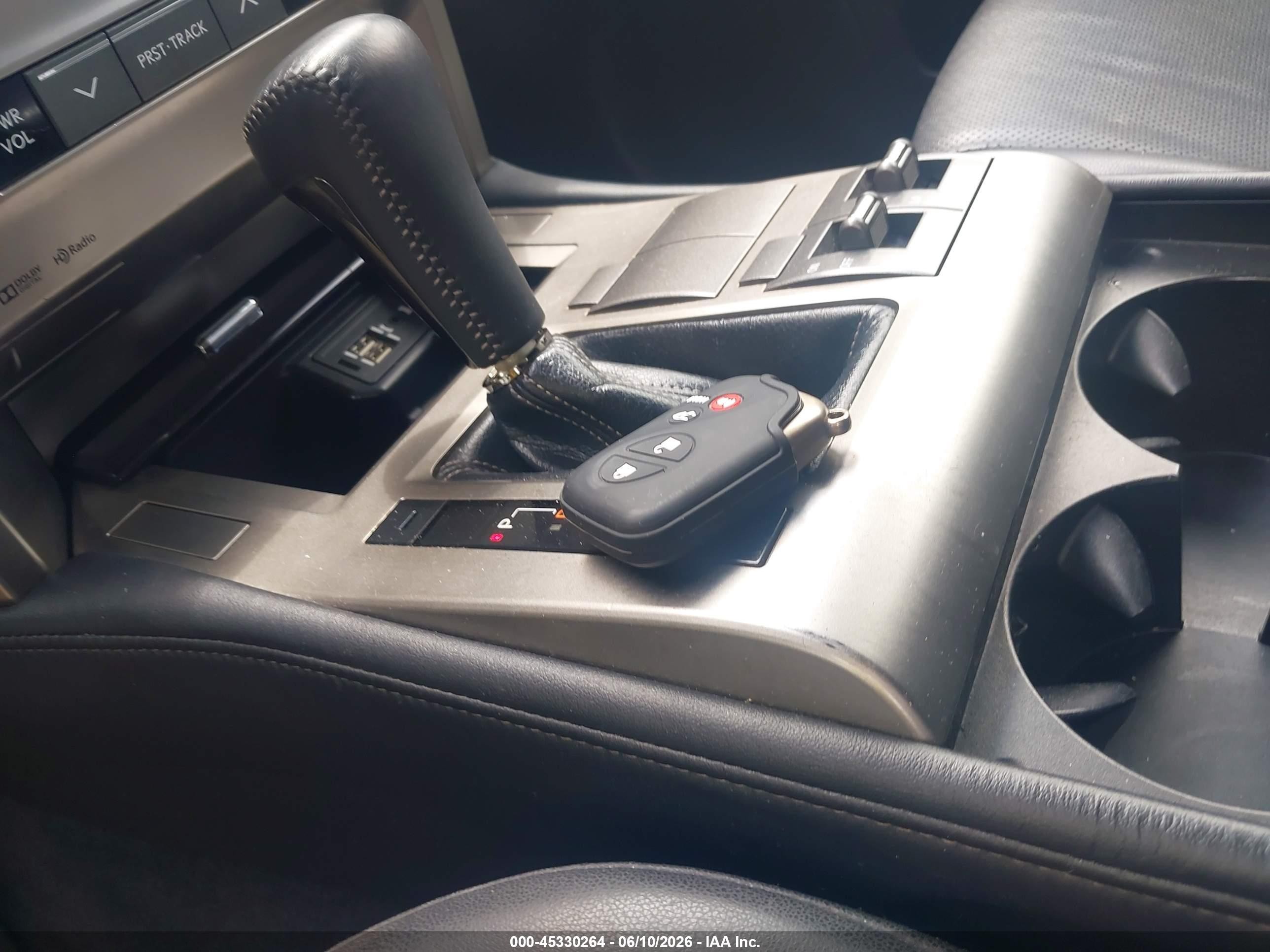 2015 Lexus Gx 460   Белый vin: JTJBM7FX0F5095968