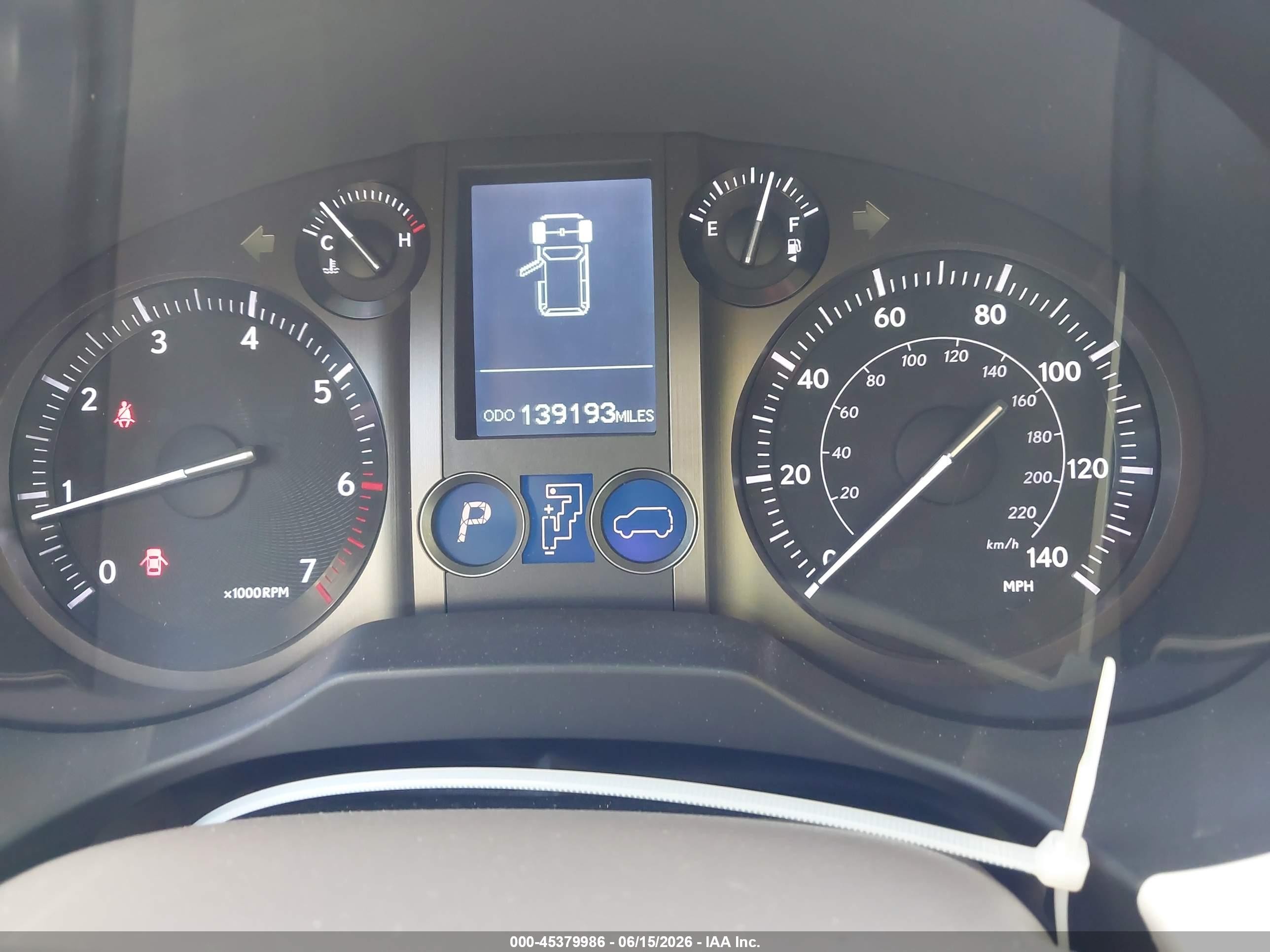 2010 Lexus Gx 460   White vin: JTJBM7FX1A5011875