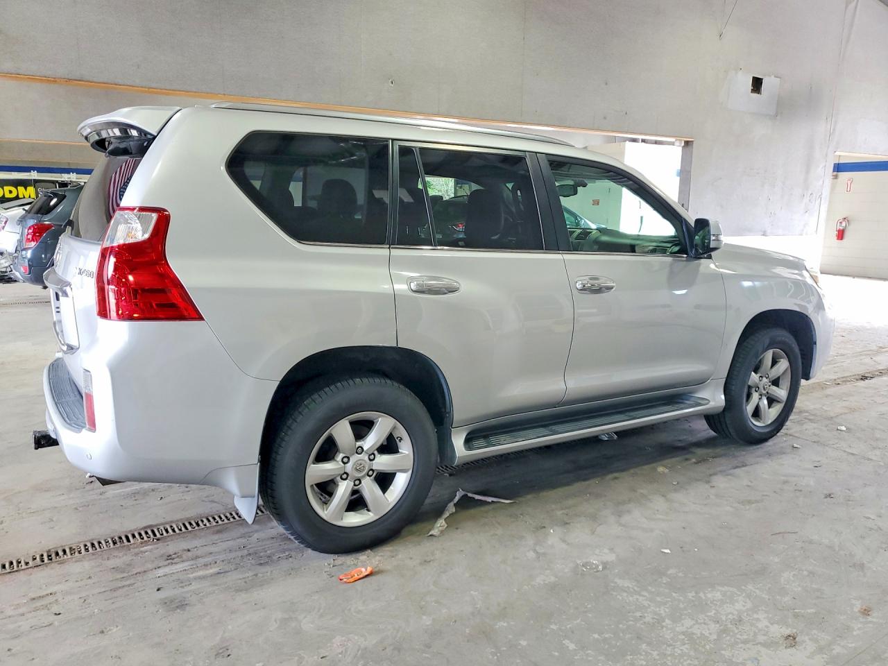 2010 Lexus Gx 460 Silver vin: JTJBM7FX1A5015294