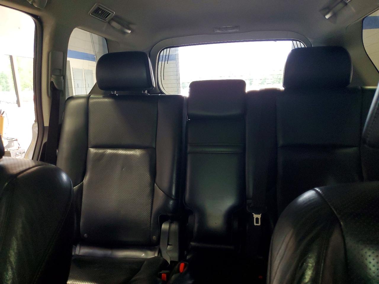 2010 Lexus Gx 460 Silver vin: JTJBM7FX1A5015294