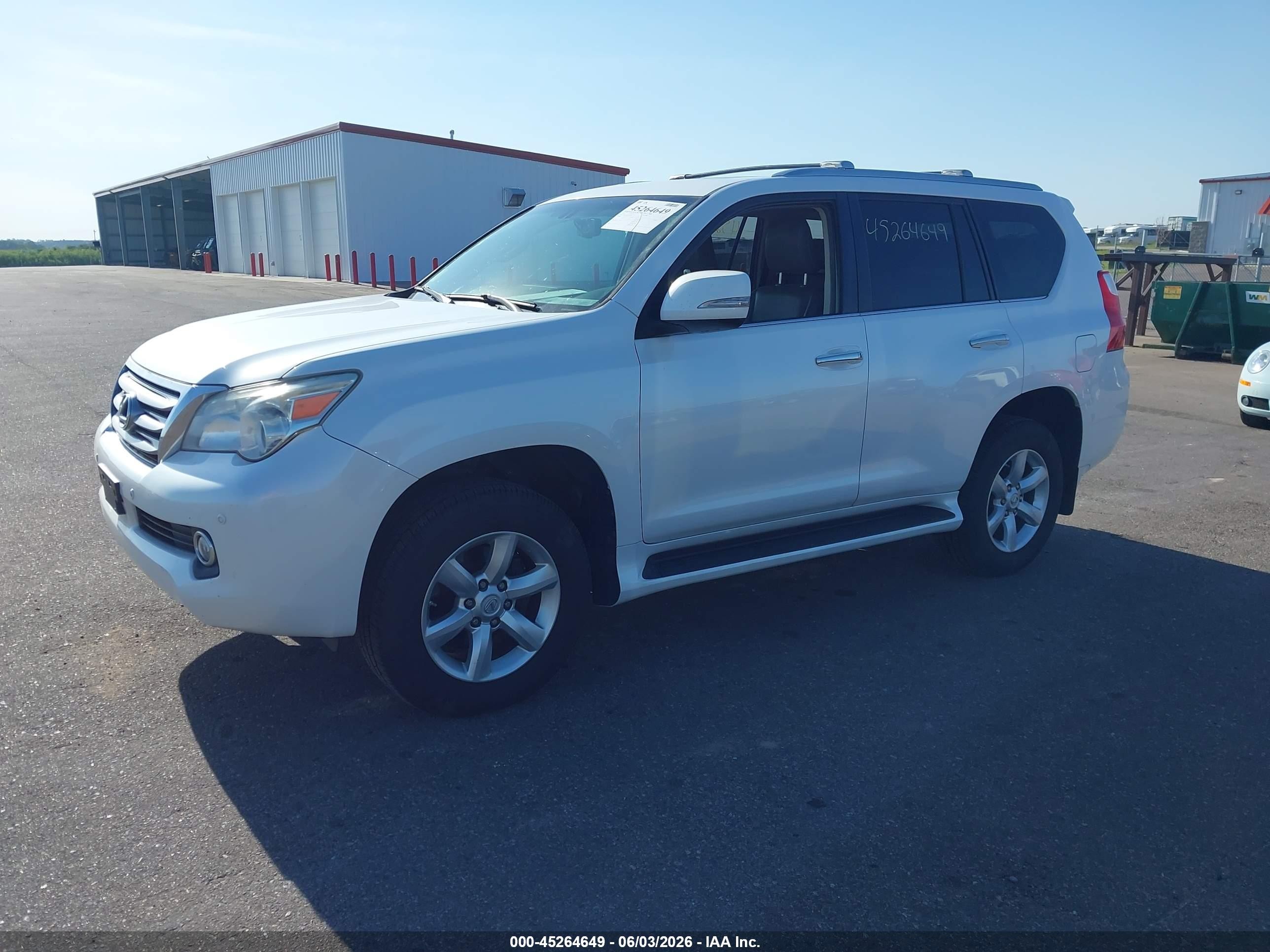 2010 Lexus Gx 460   Белый vin: JTJBM7FX1A5016509