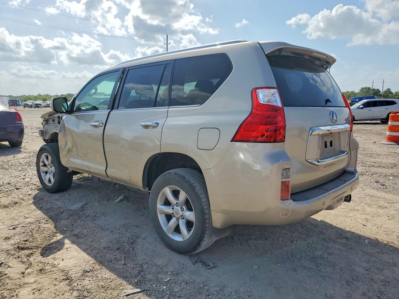 2011 Lexus Gx 460 Желто-коричневый vin: JTJBM7FX2B5018030