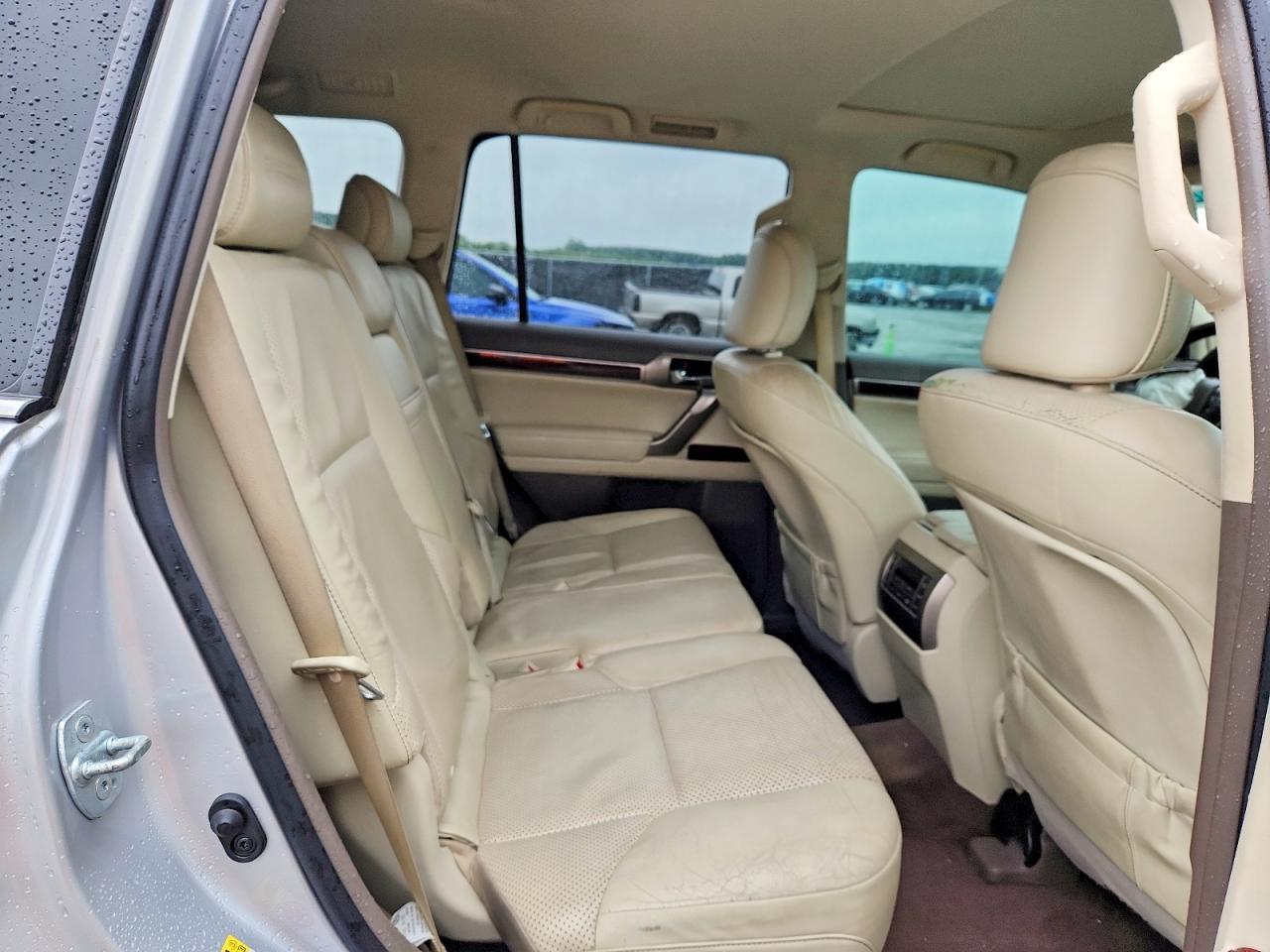 2011 Lexus Gx 460 Silver vin: JTJBM7FX2B5019730