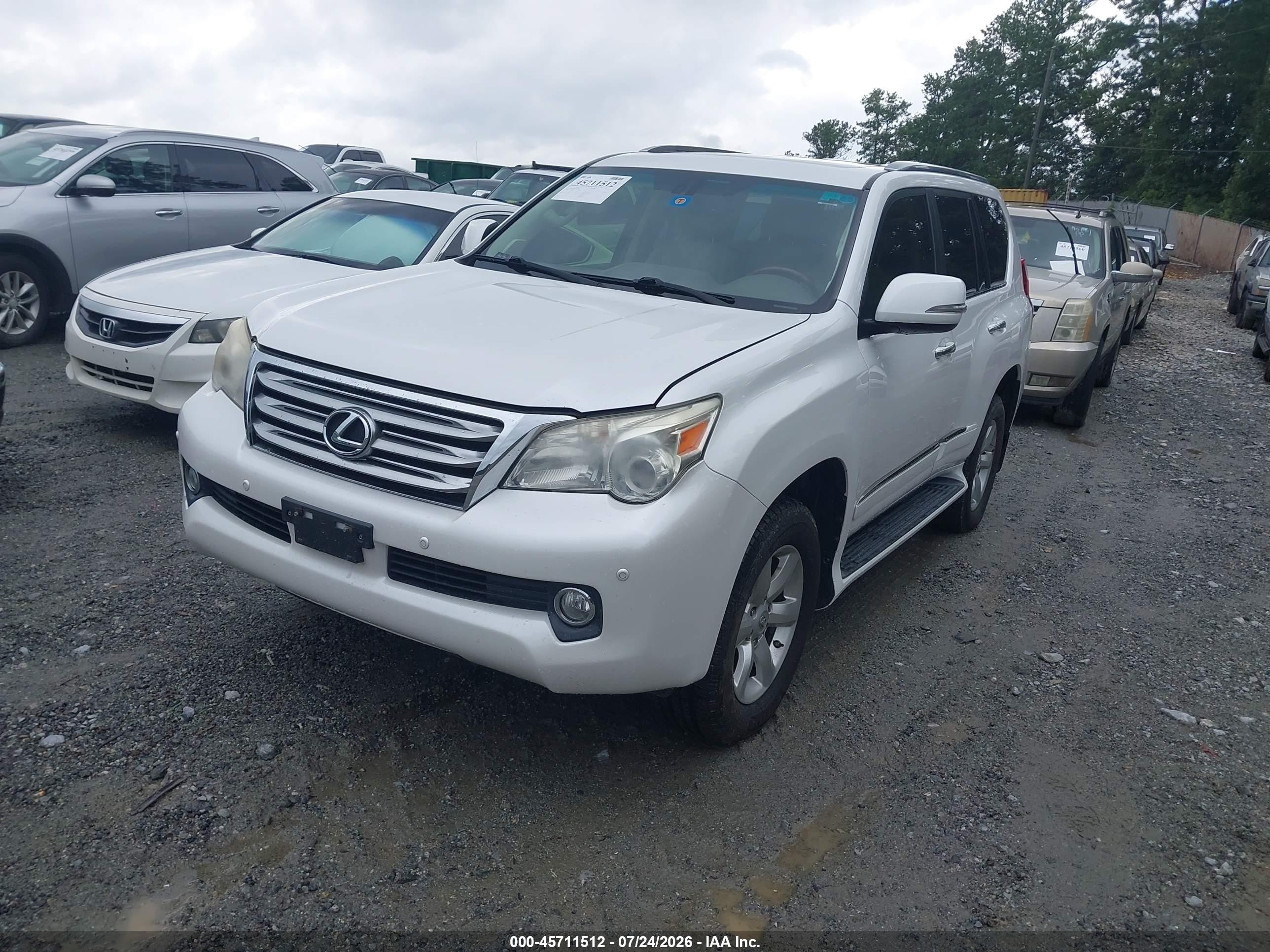 2013 Lexus Gx 460   White vin: JTJBM7FX2D5052598
