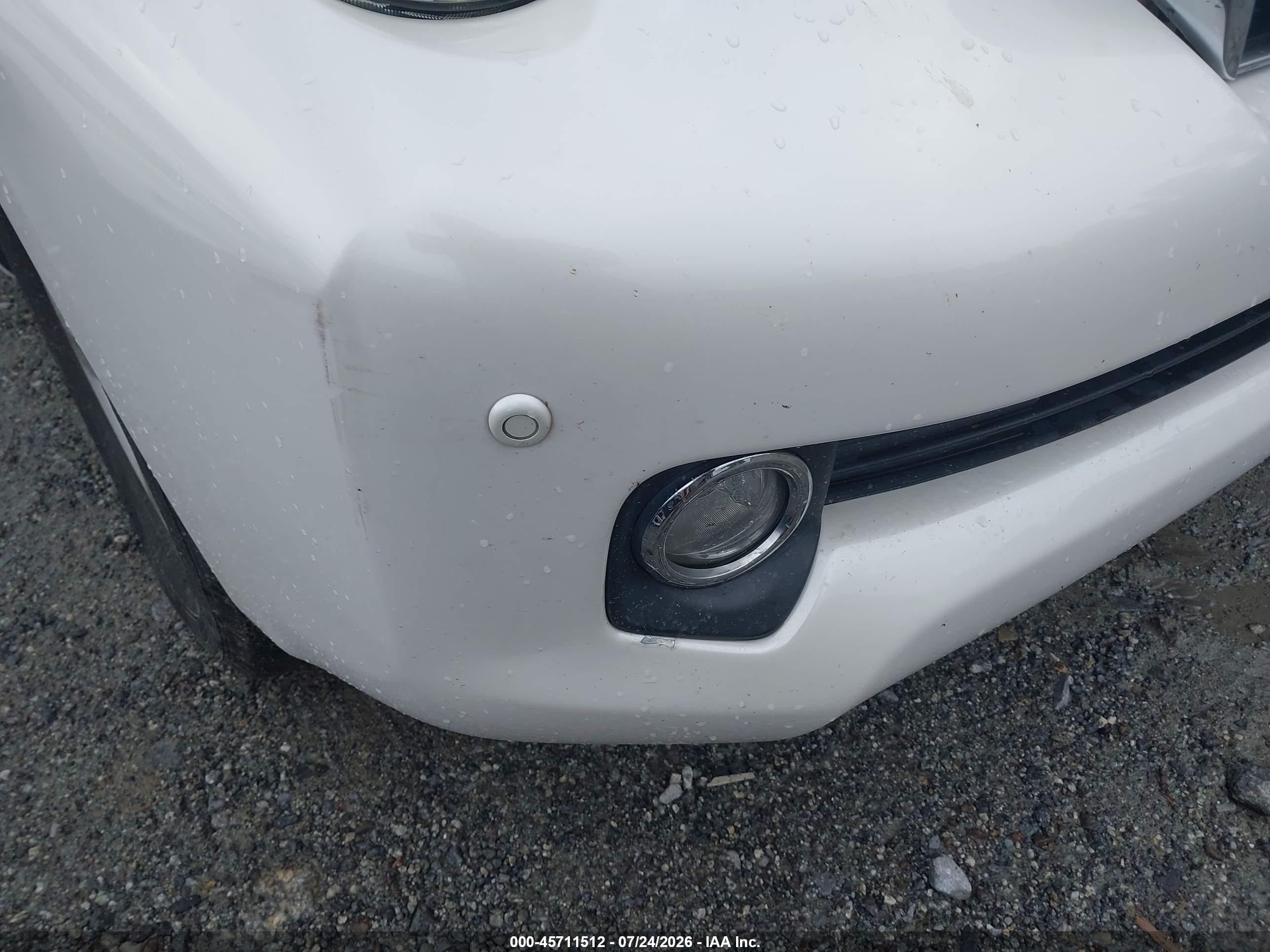 2013 Lexus Gx 460   White vin: JTJBM7FX2D5052598