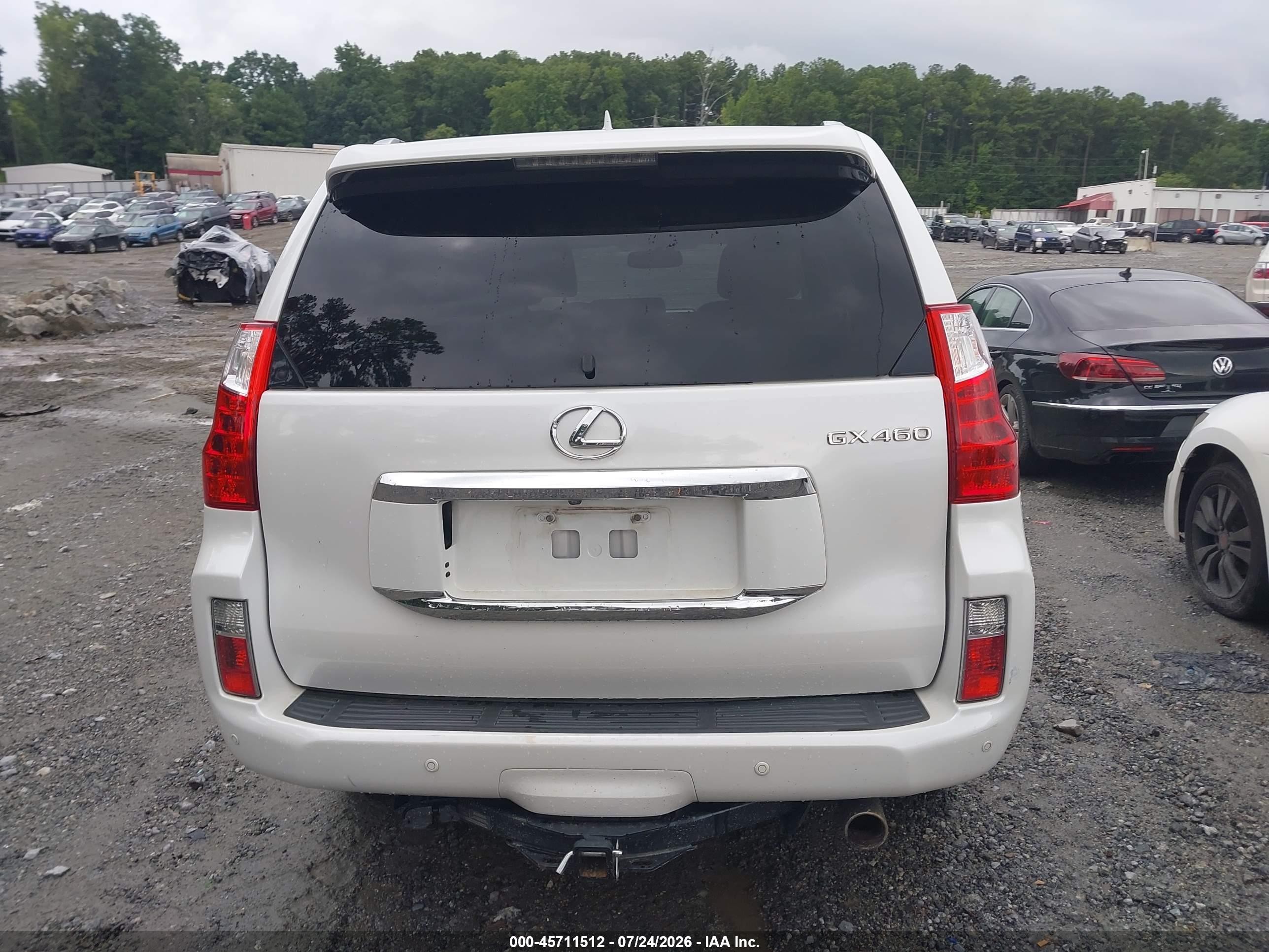 2013 Lexus Gx 460   White vin: JTJBM7FX2D5052598