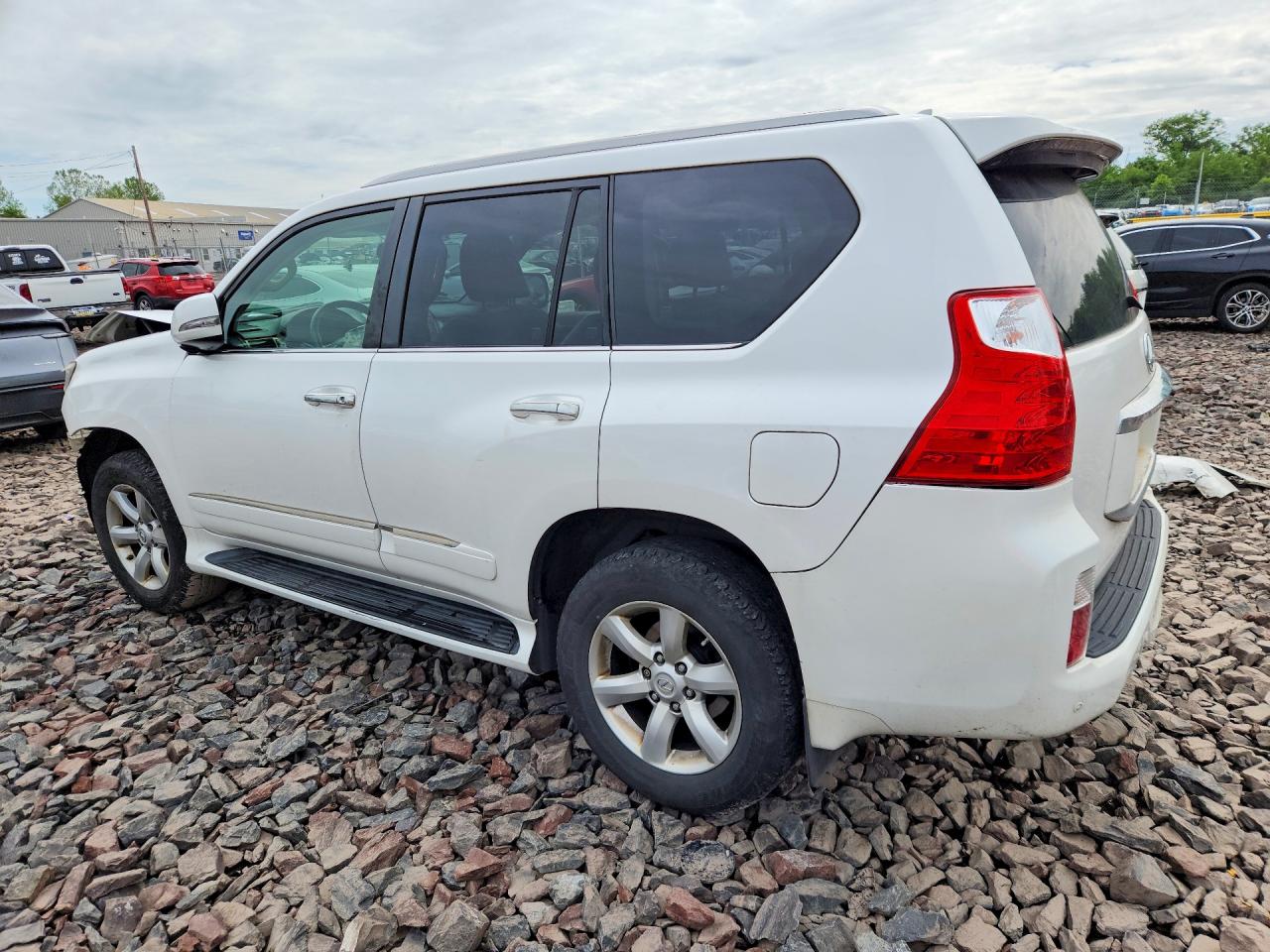 2013 Lexus Gx 460 White vin: JTJBM7FX2D5059213
