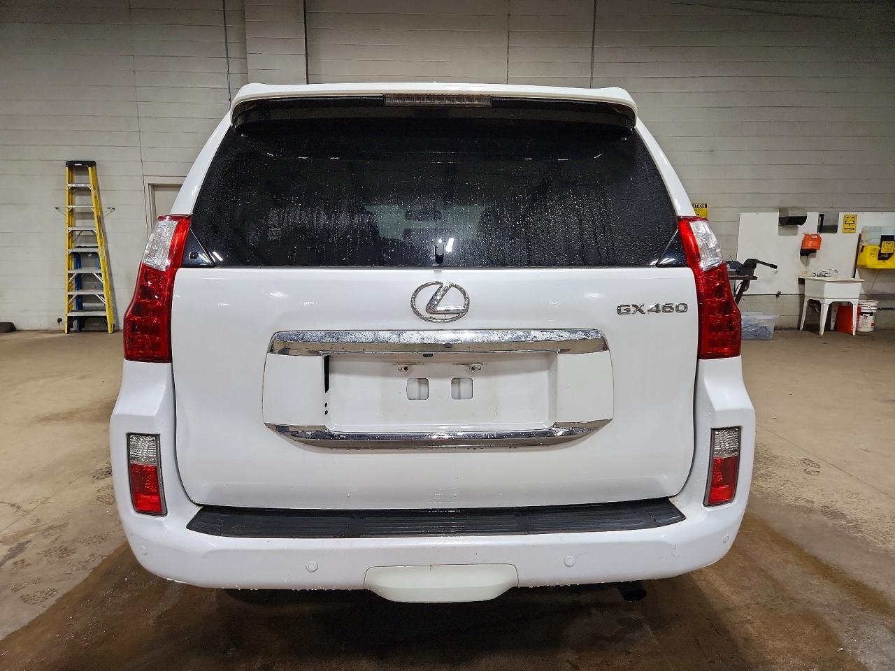 2013 Lexus Gx 460 White vin: JTJBM7FX2D5061818