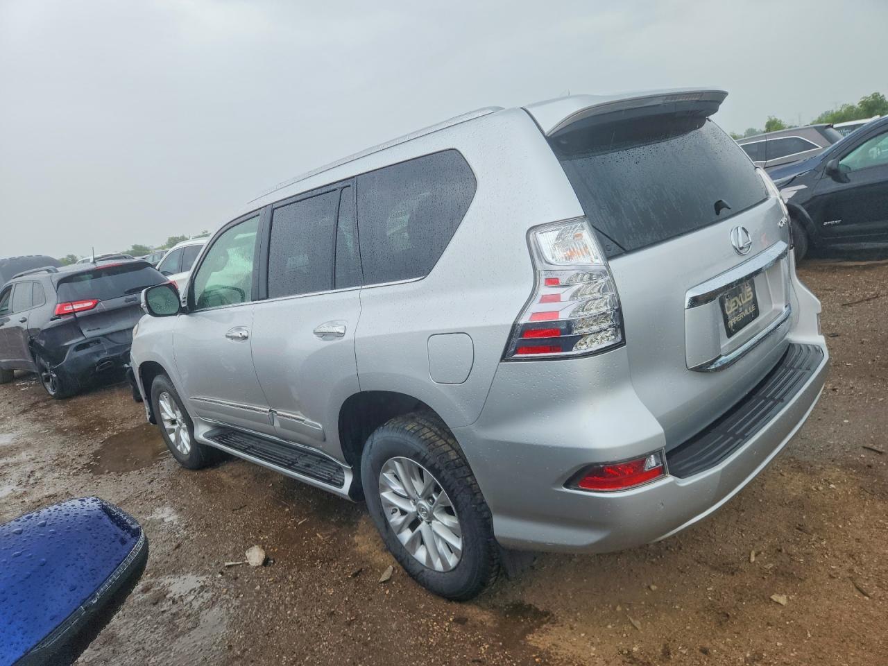 2014 Lexus Gx 460 Silver vin: JTJBM7FX2E5069743