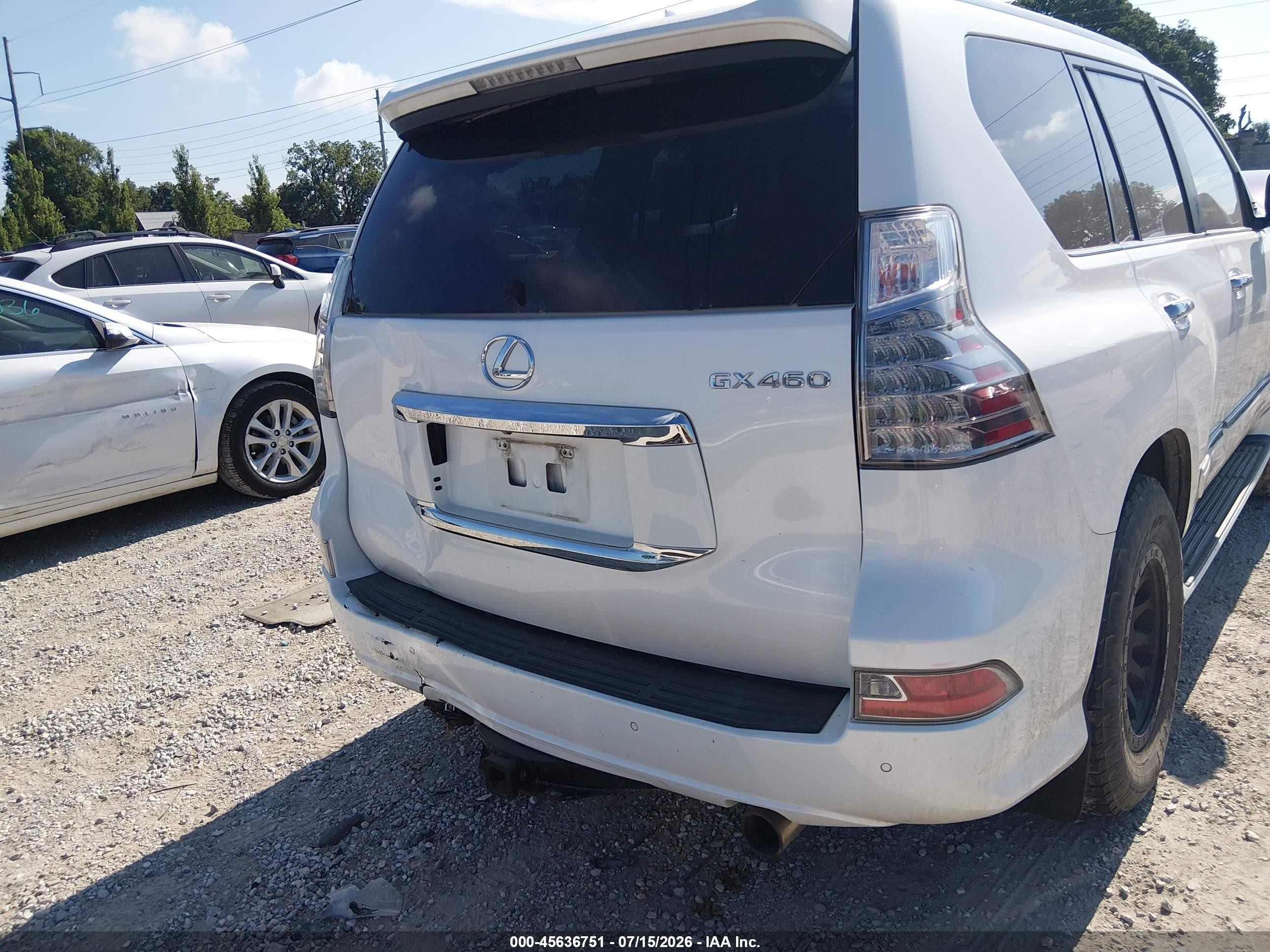 2014 Lexus Gx 460   White vin: JTJBM7FX2E5075672