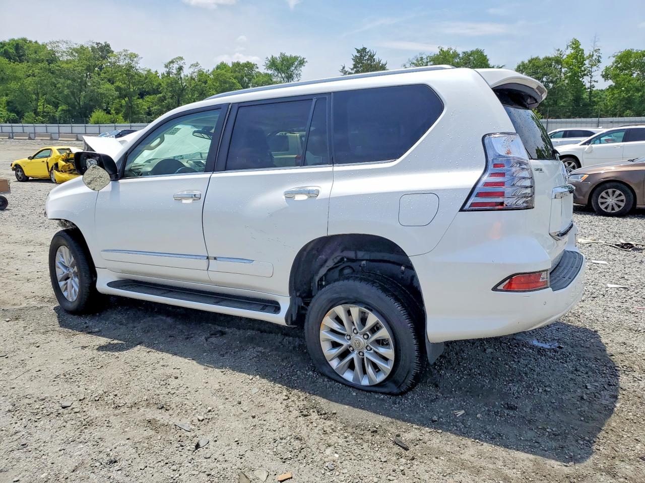 2015 Lexus Gx 460 White vin: JTJBM7FX2F5114522
