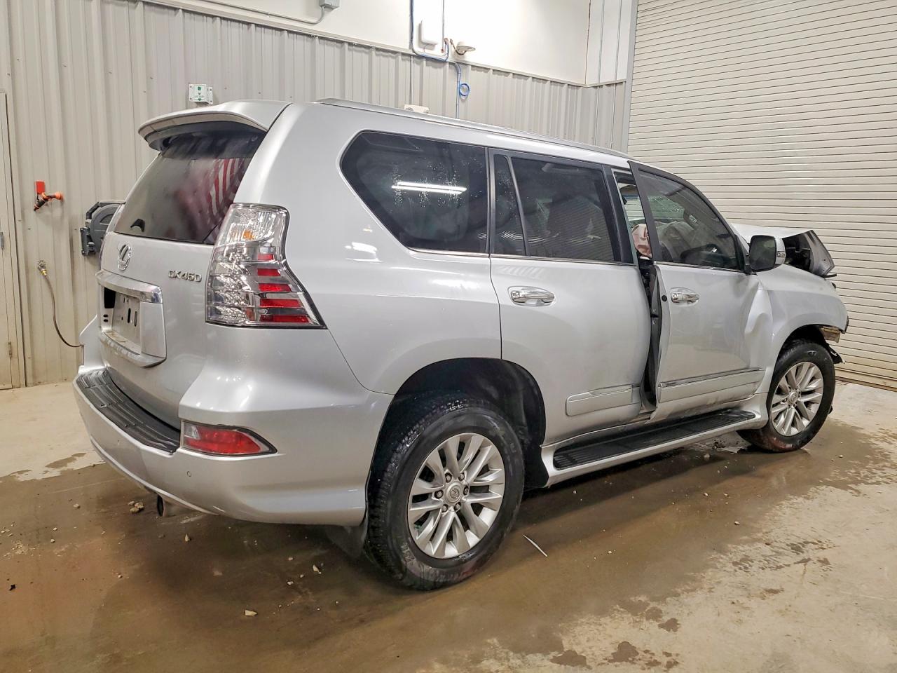 2016 Lexus Gx 460 Silver vin: JTJBM7FX2G5127658