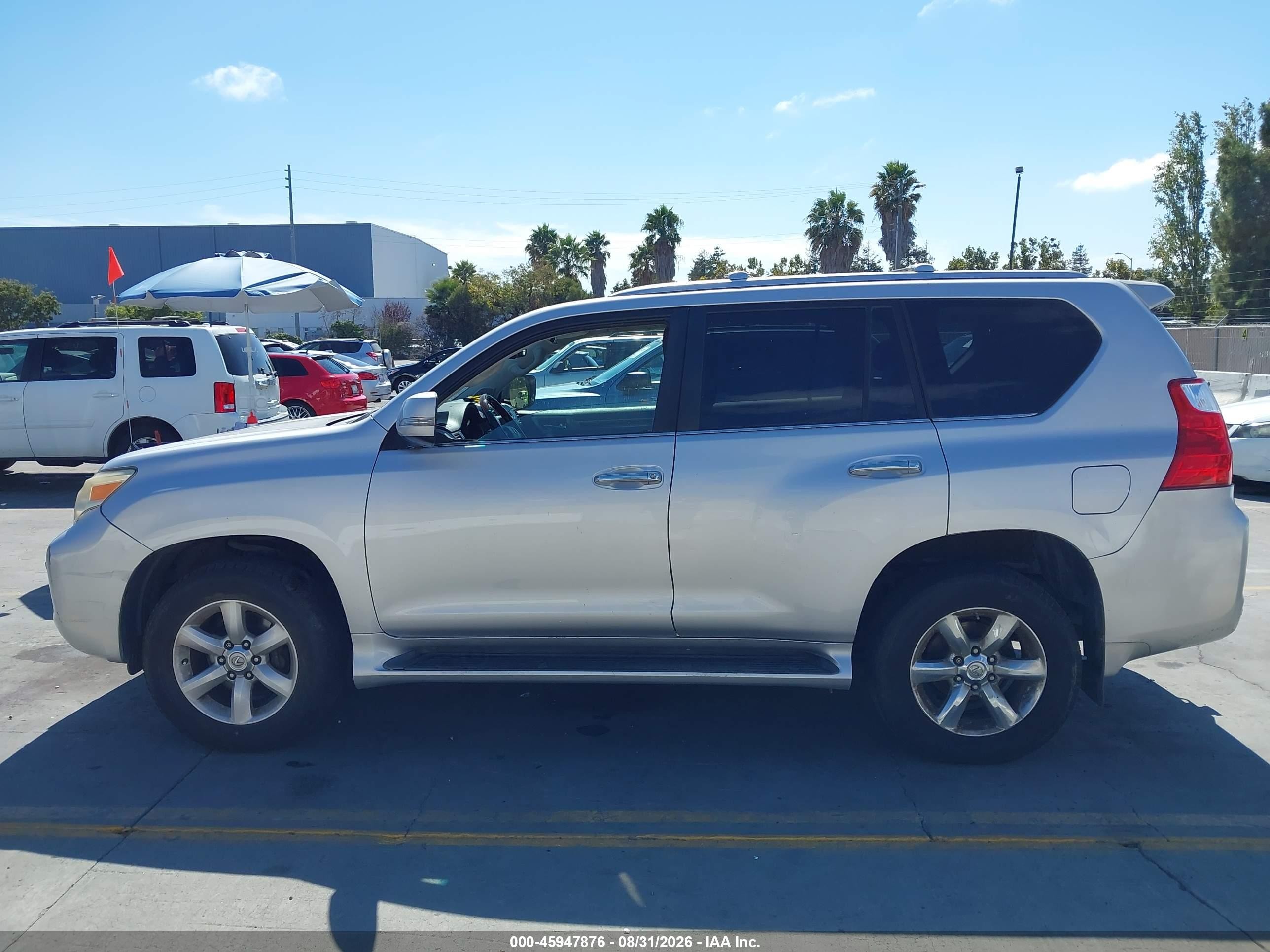 2010 Lexus Gx 460 Серебряный vin: JTJBM7FX3A5009979
