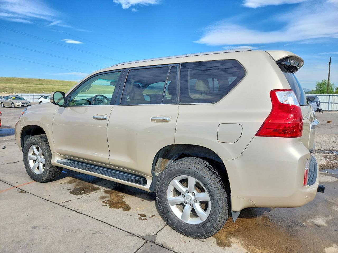 2010 Lexus Gx 460 Золотой vin: JTJBM7FX3A5013479