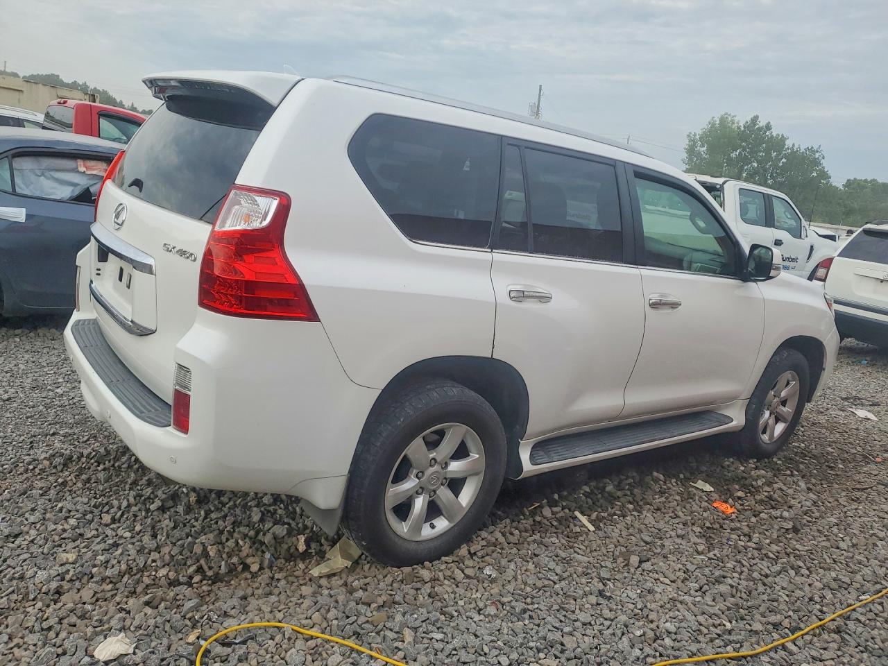 2011 Lexus Gx 460 White vin: JTJBM7FX3B5018506