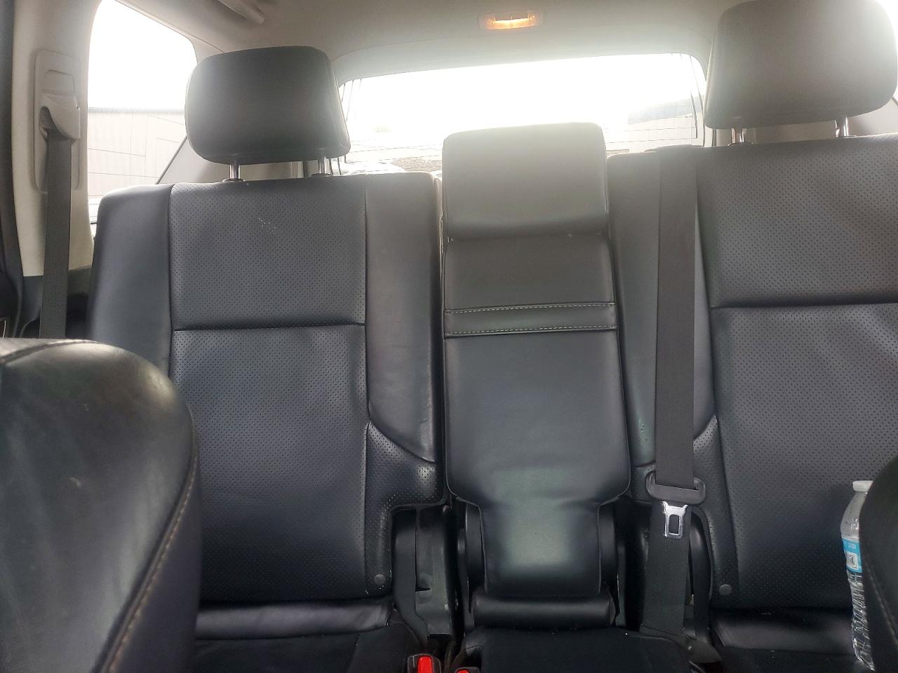 2011 Lexus Gx 460 White vin: JTJBM7FX3B5018506