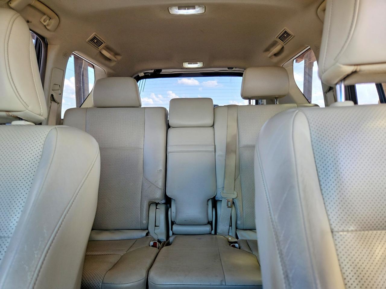 2013 Lexus Gx 460 Белый vin: JTJBM7FX3D5051296