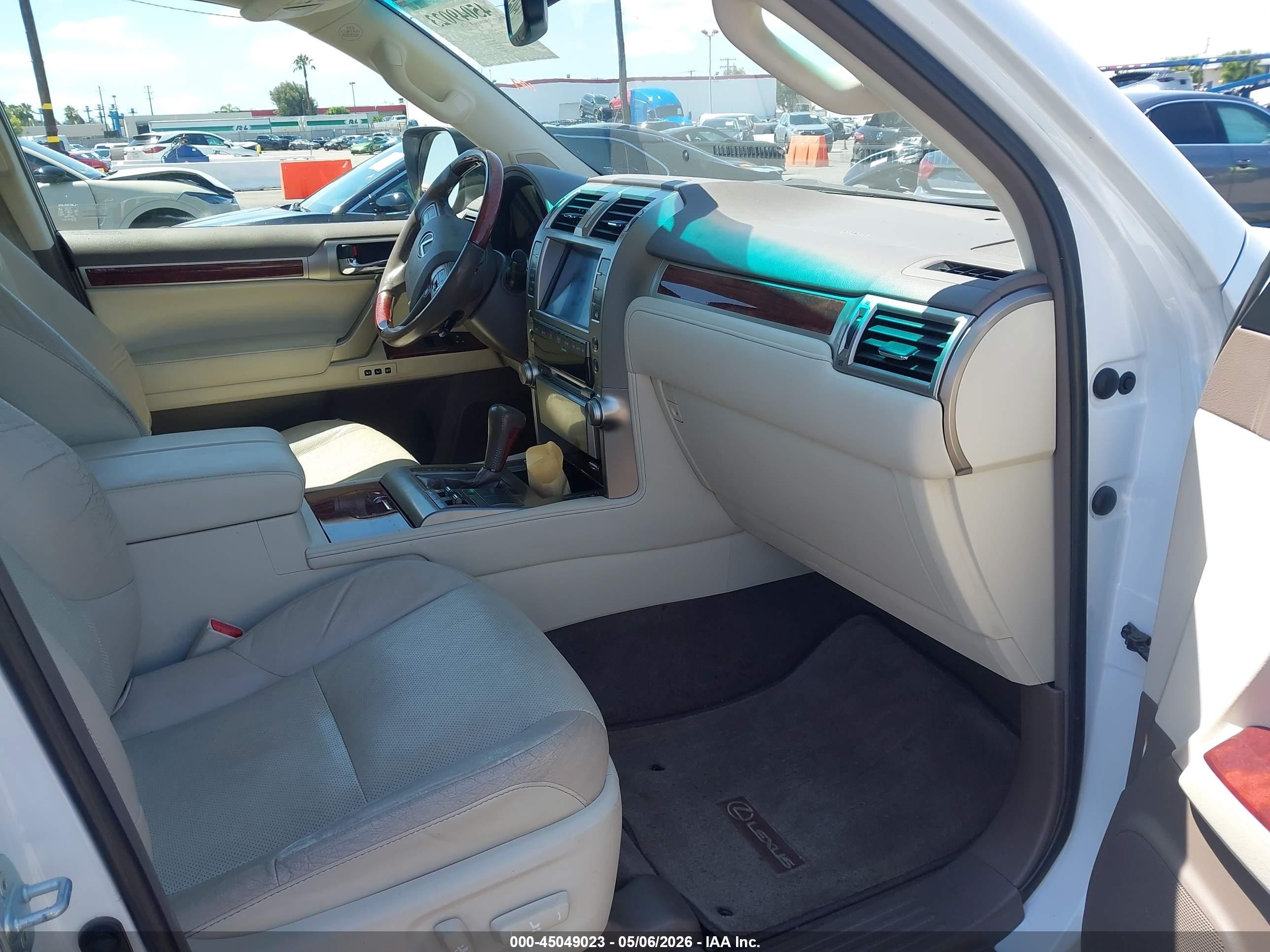 2013 Lexus Gx 460 White vin: JTJBM7FX3D5054277