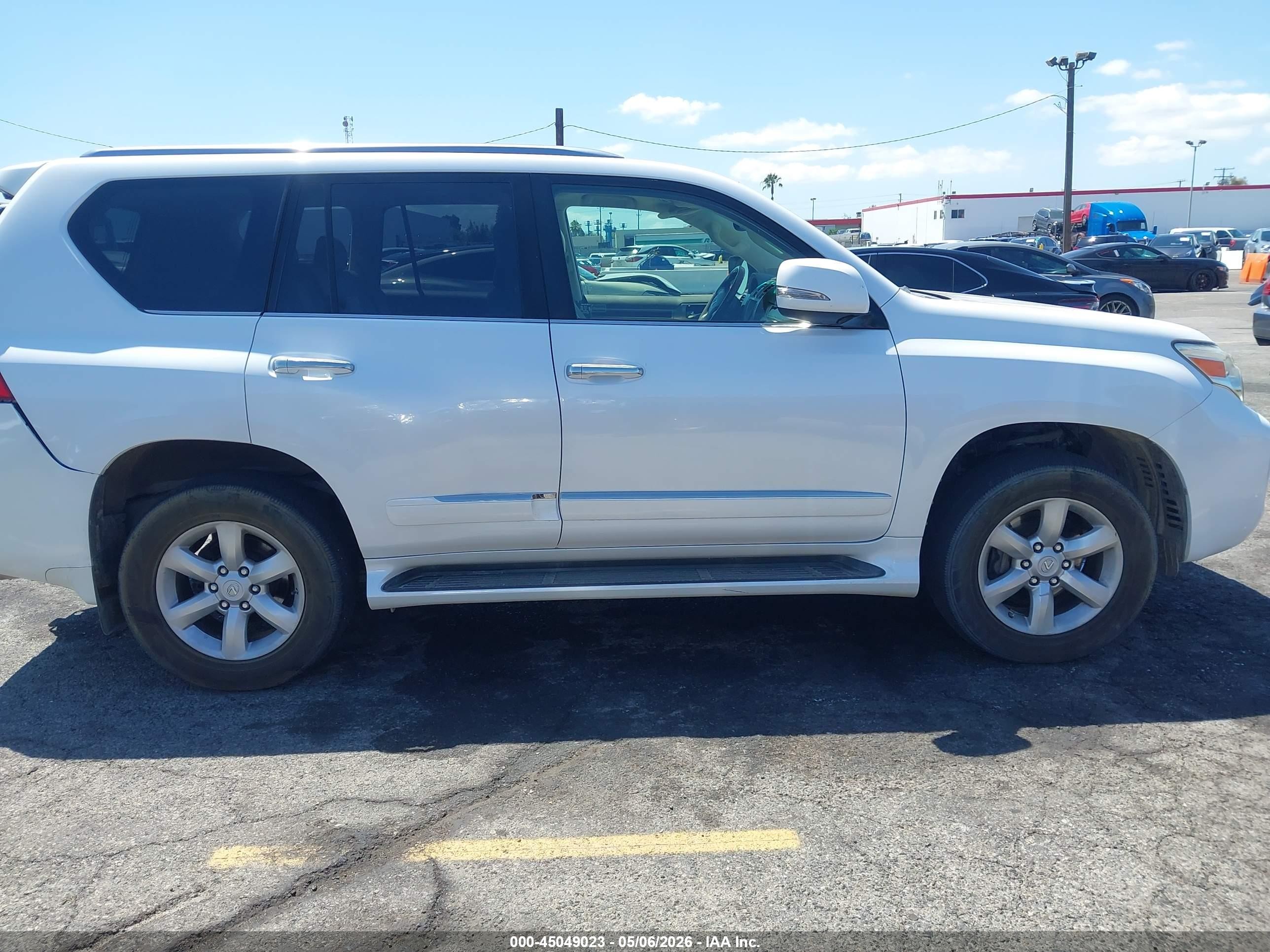 2013 Lexus Gx 460 White vin: JTJBM7FX3D5054277