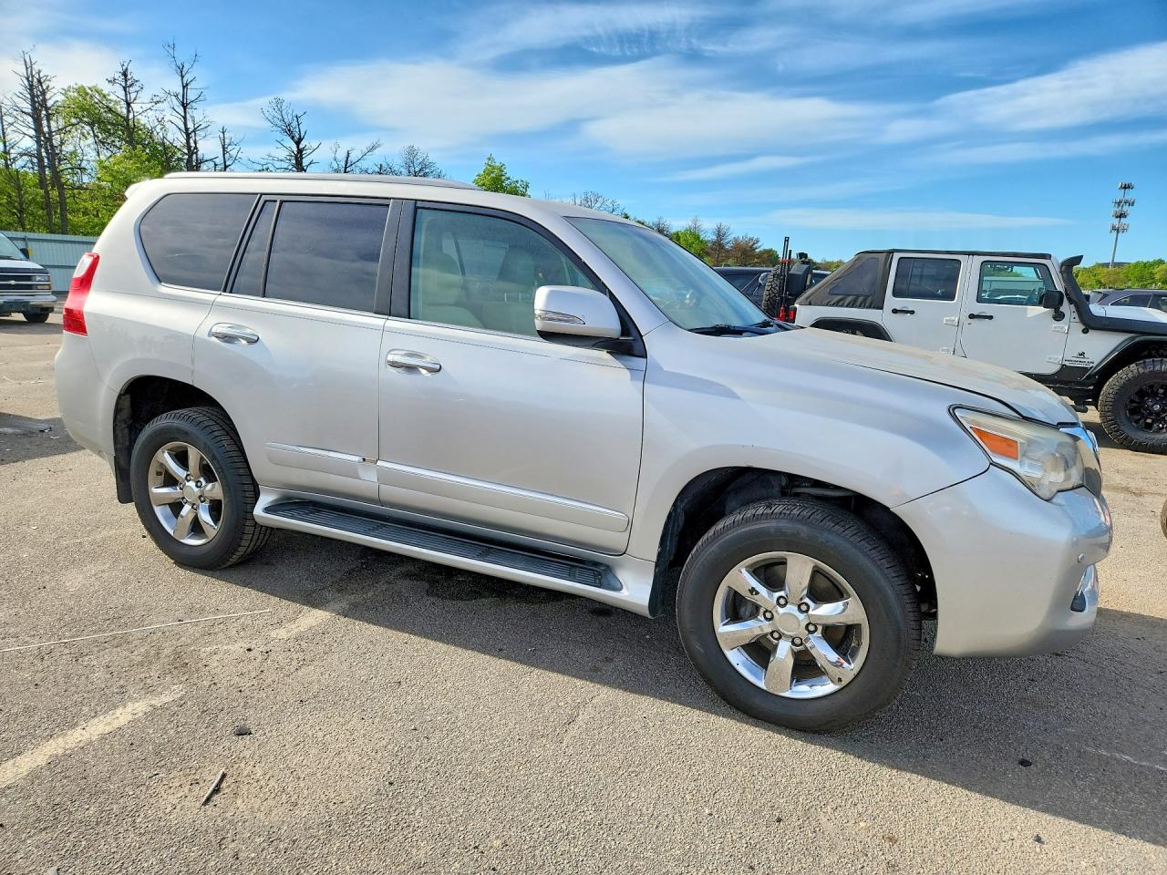 2013 Lexus Gx 460 Silver vin: JTJBM7FX3D5060435