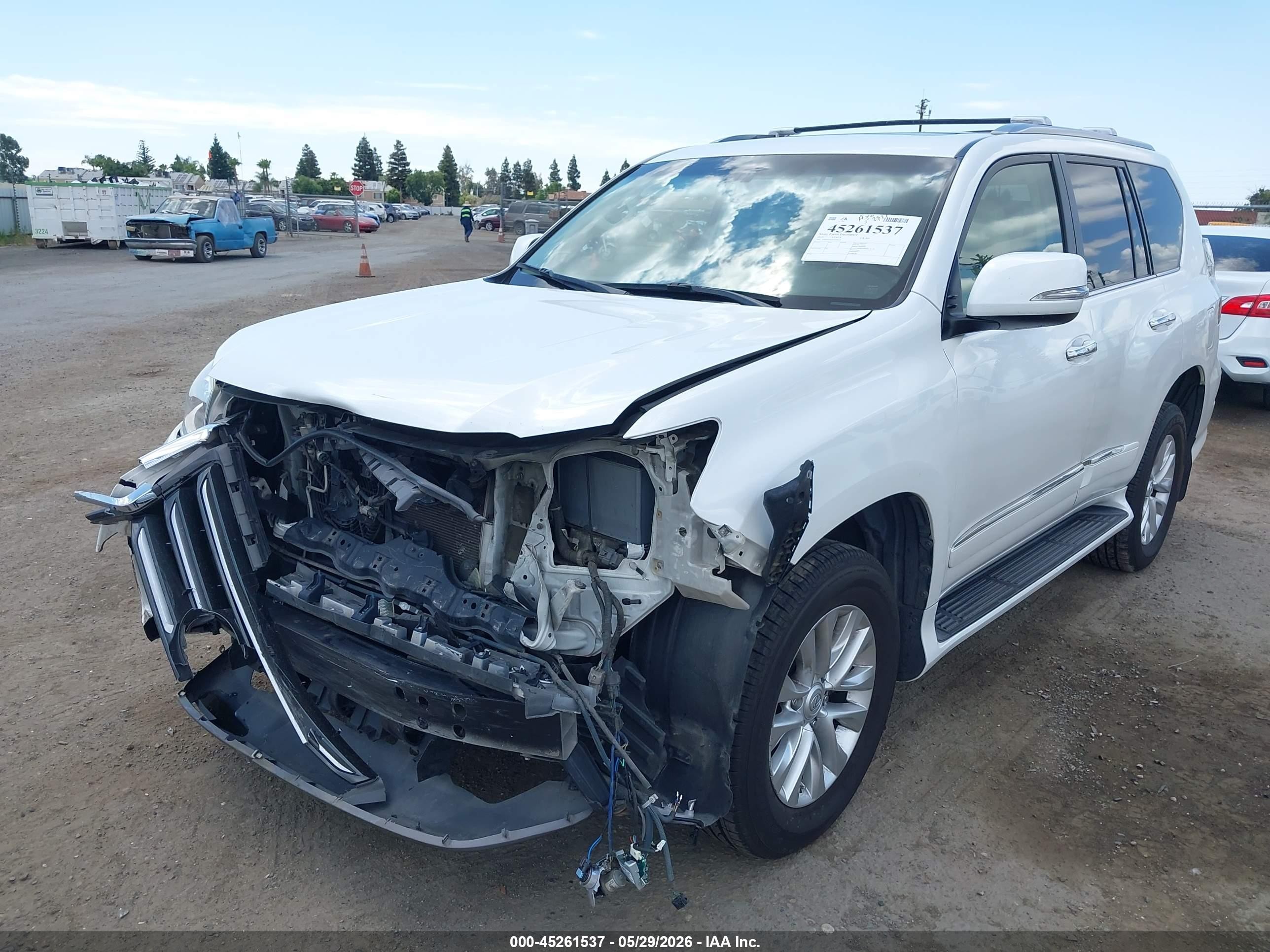 2014 Lexus Gx 460 Белый vin: JTJBM7FX3E5078435