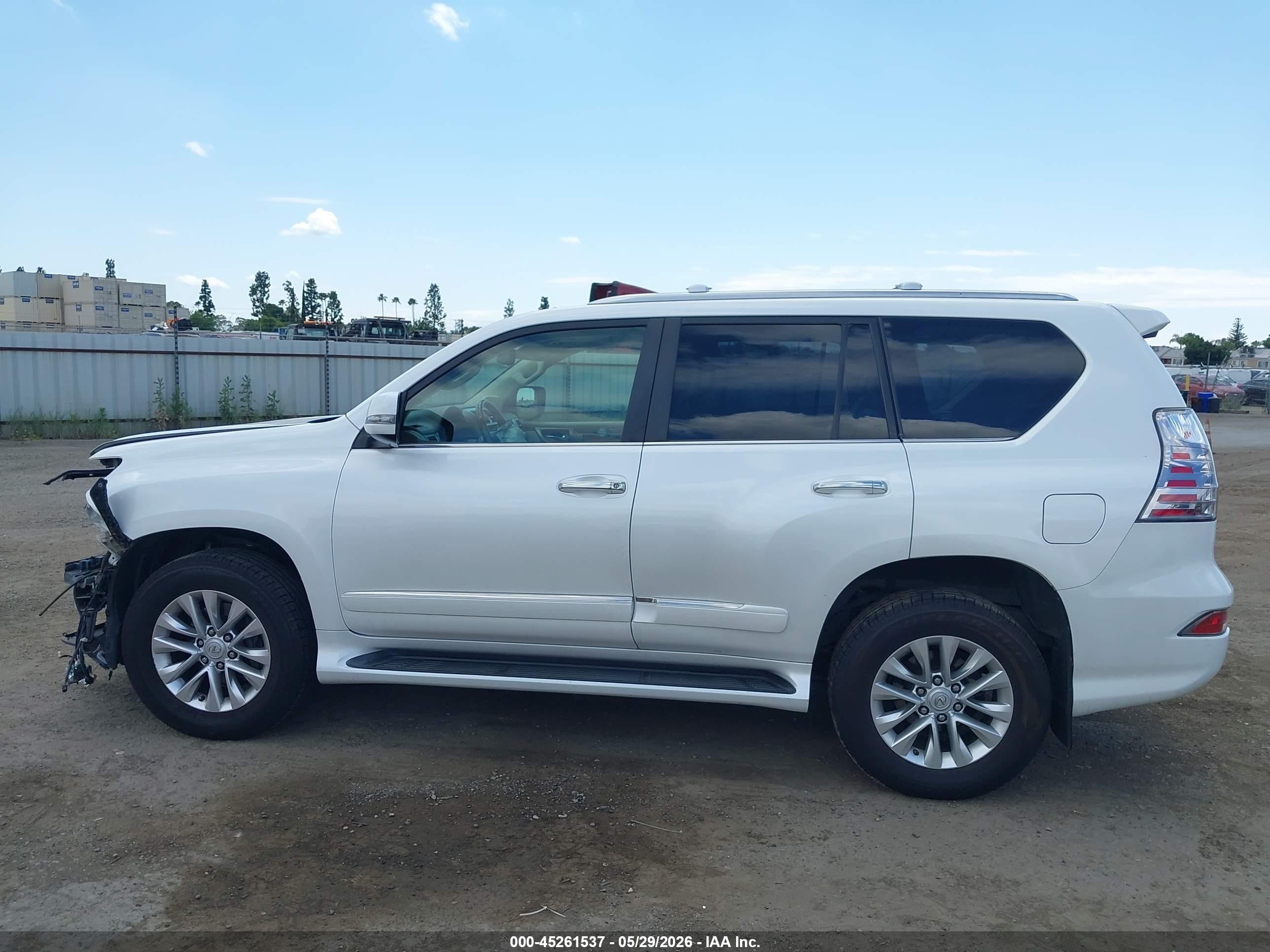 2014 Lexus Gx 460 Белый vin: JTJBM7FX3E5078435