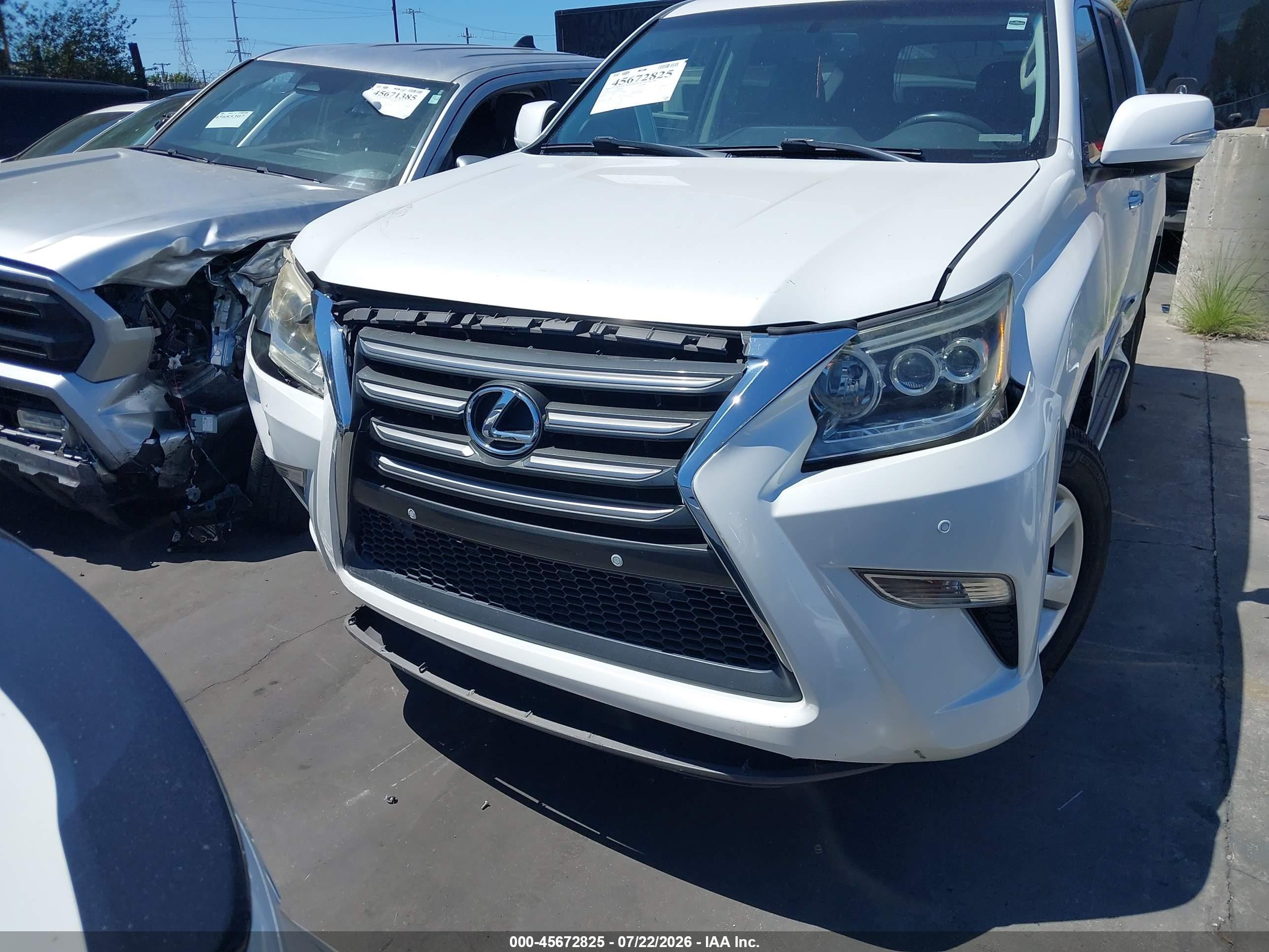 2014 Lexus Gx 460   Белый vin: JTJBM7FX3E5082145