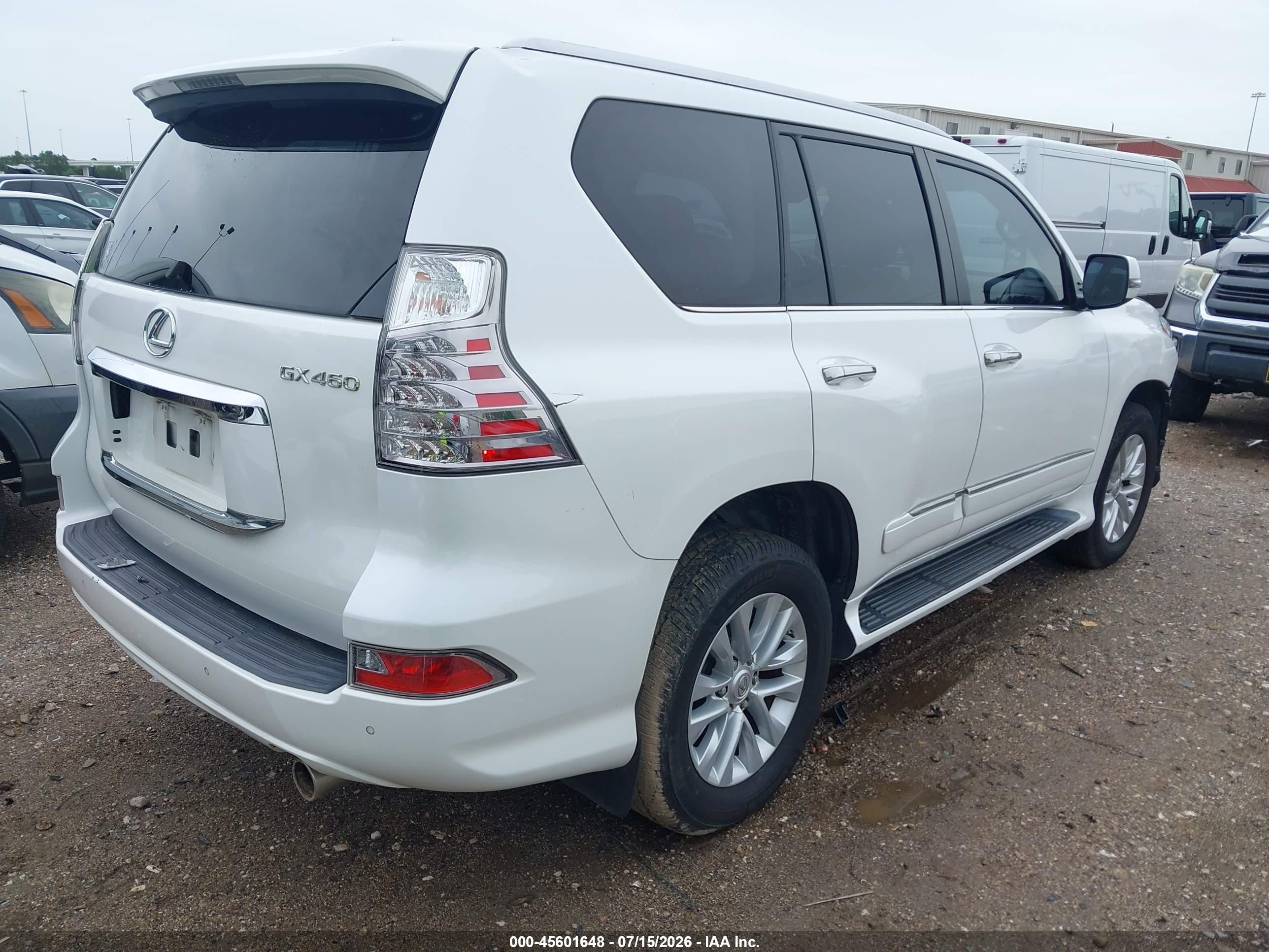 2015 Lexus Gx 460   Белый vin: JTJBM7FX3F5103688
