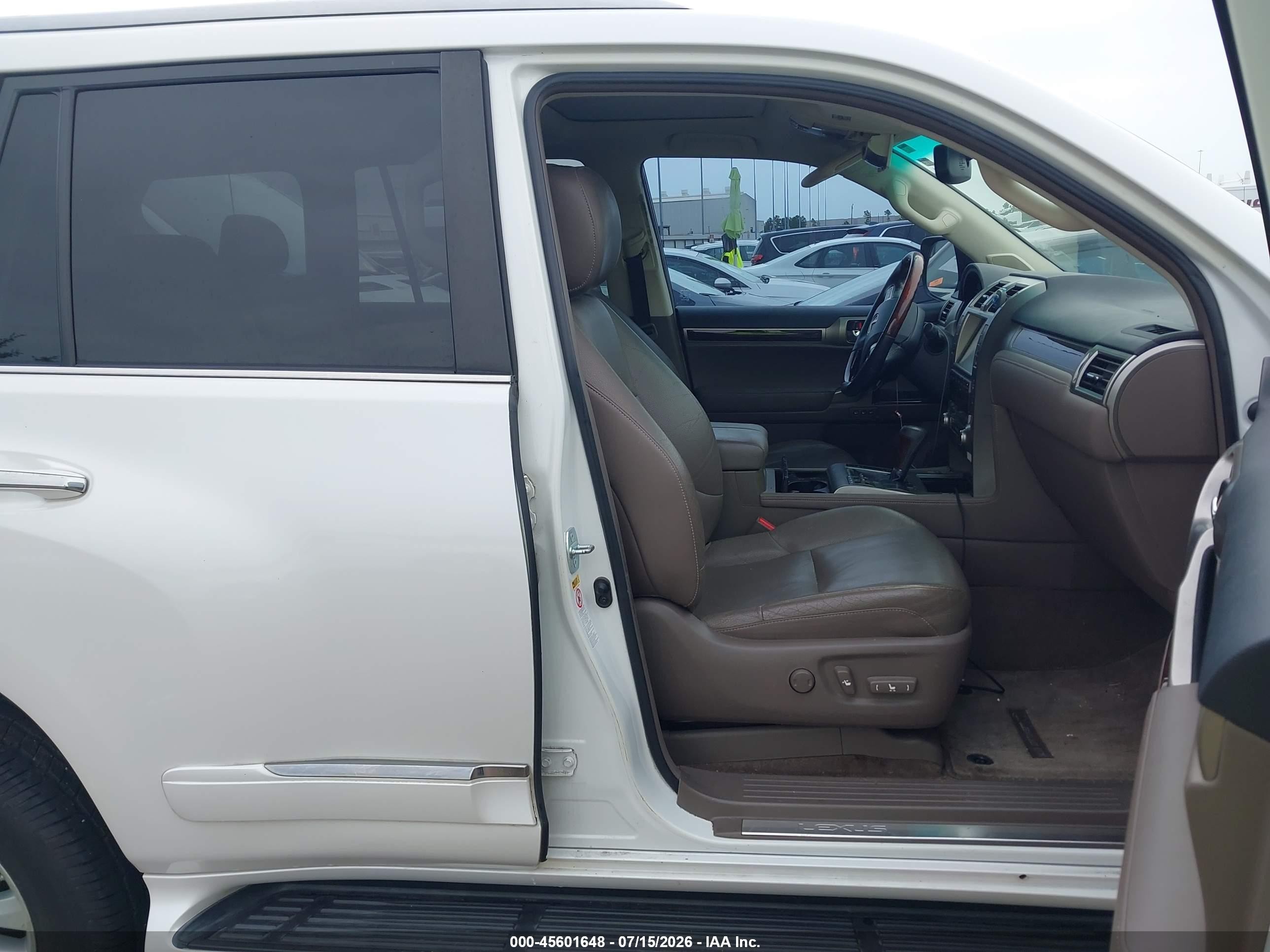 2015 Lexus Gx 460   Белый vin: JTJBM7FX3F5103688