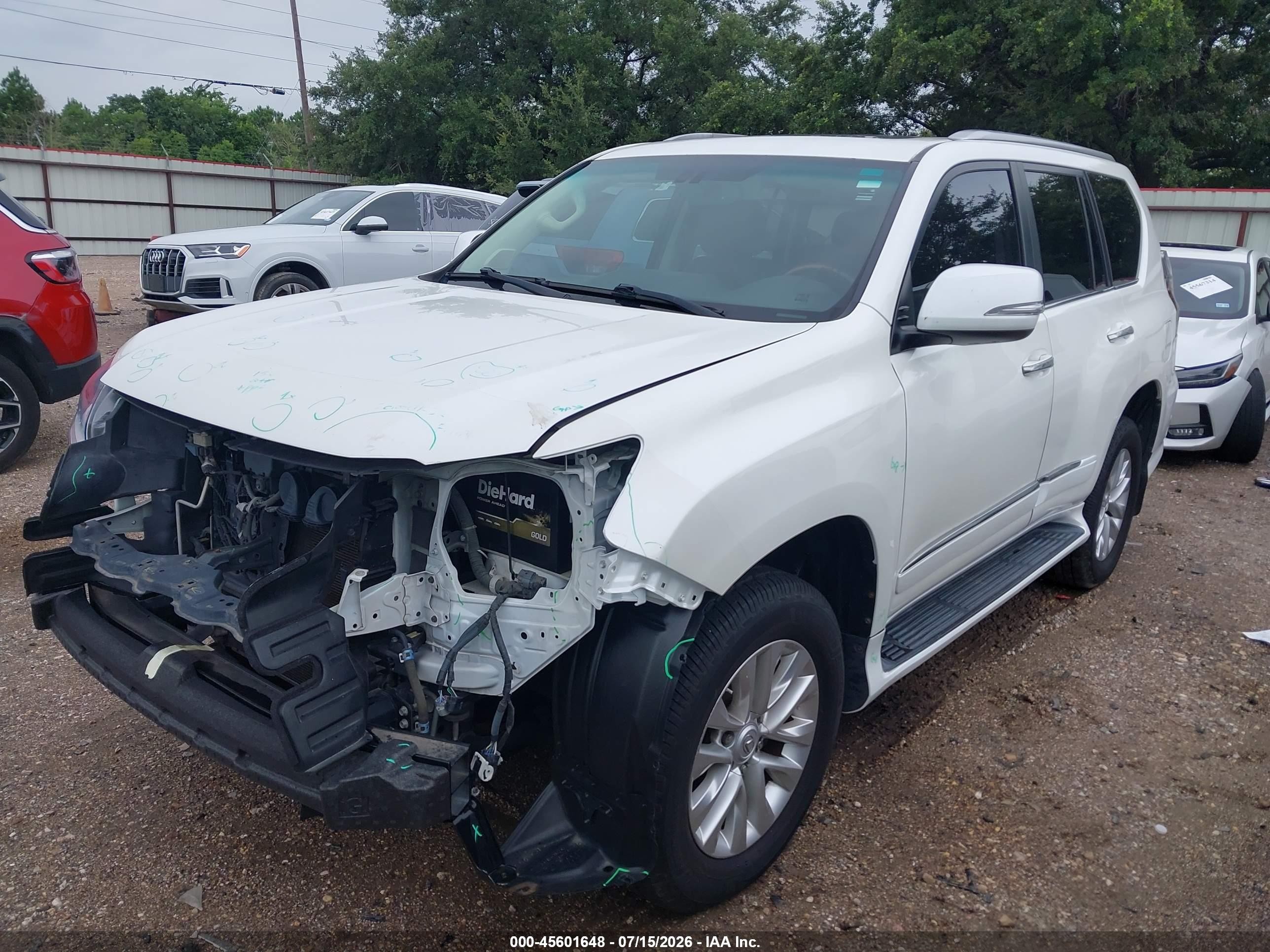 2015 Lexus Gx 460   Белый vin: JTJBM7FX3F5103688