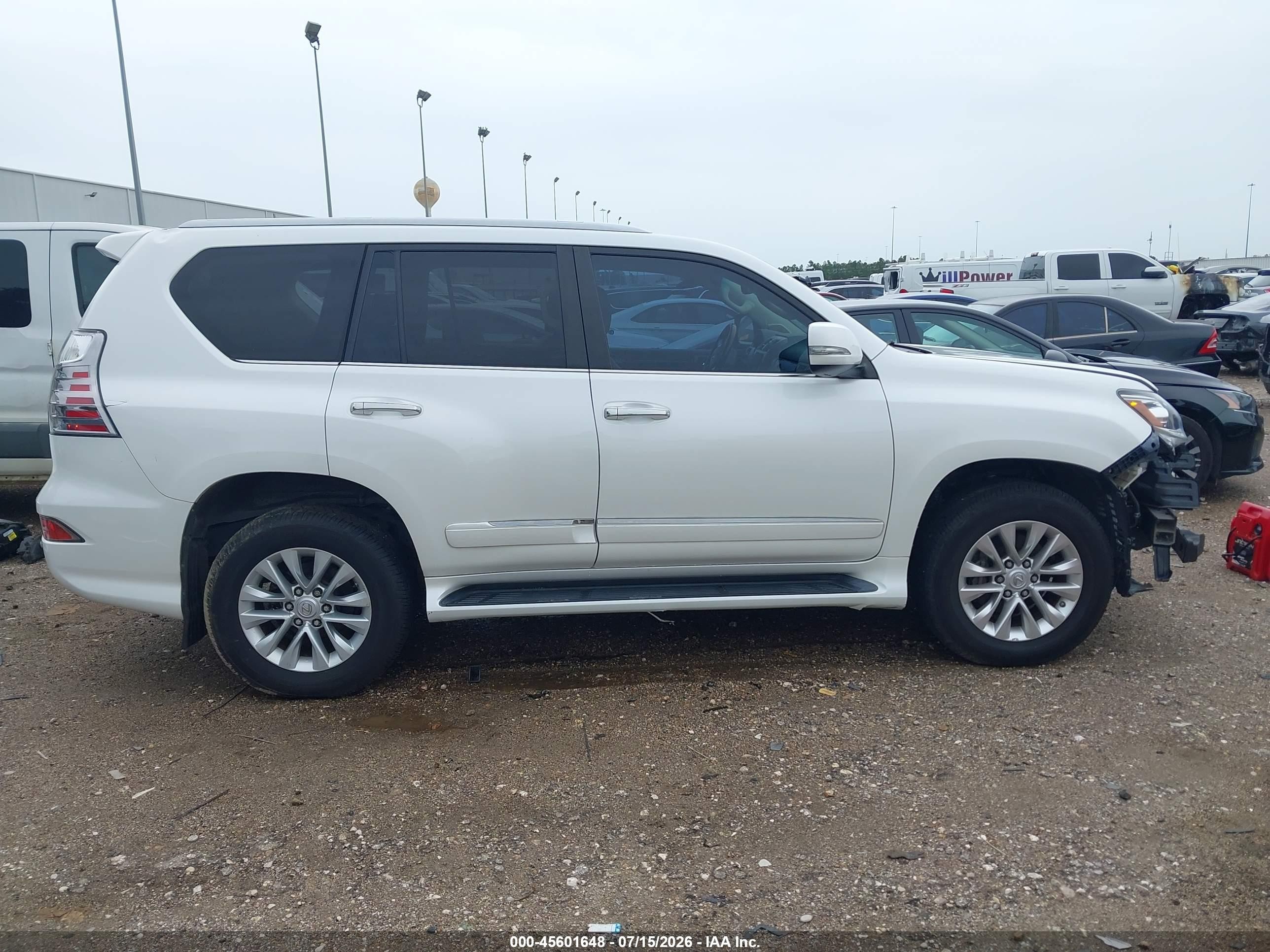 2015 Lexus Gx 460   Белый vin: JTJBM7FX3F5103688