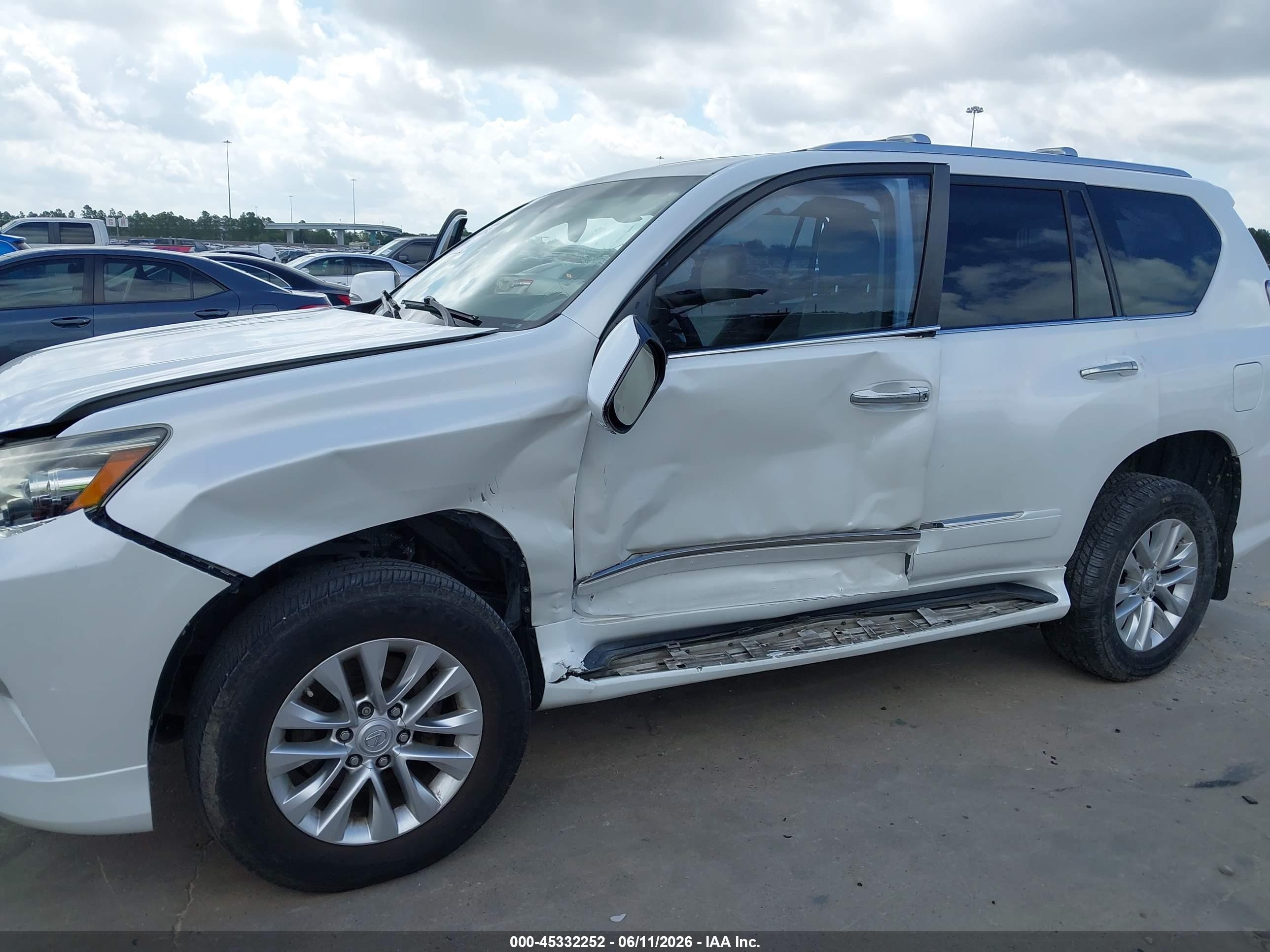 2015 Lexus Gx 460 White vin: JTJBM7FX3F5108132