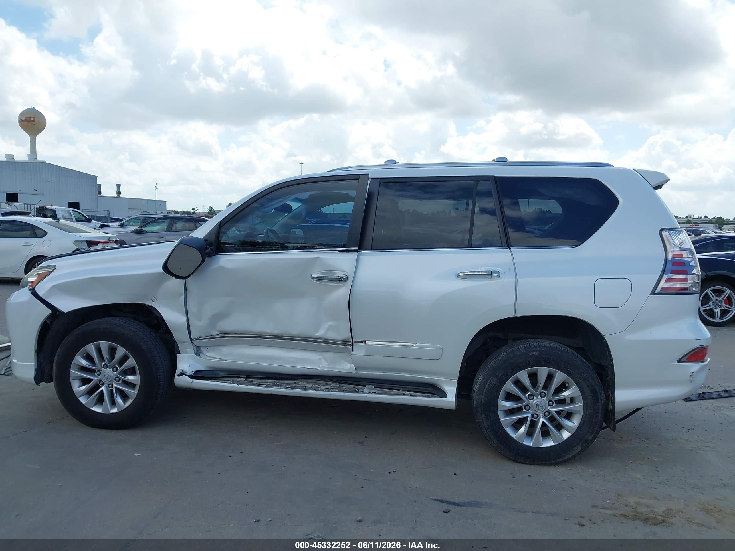 2015 Lexus Gx 460 White vin: JTJBM7FX3F5108132