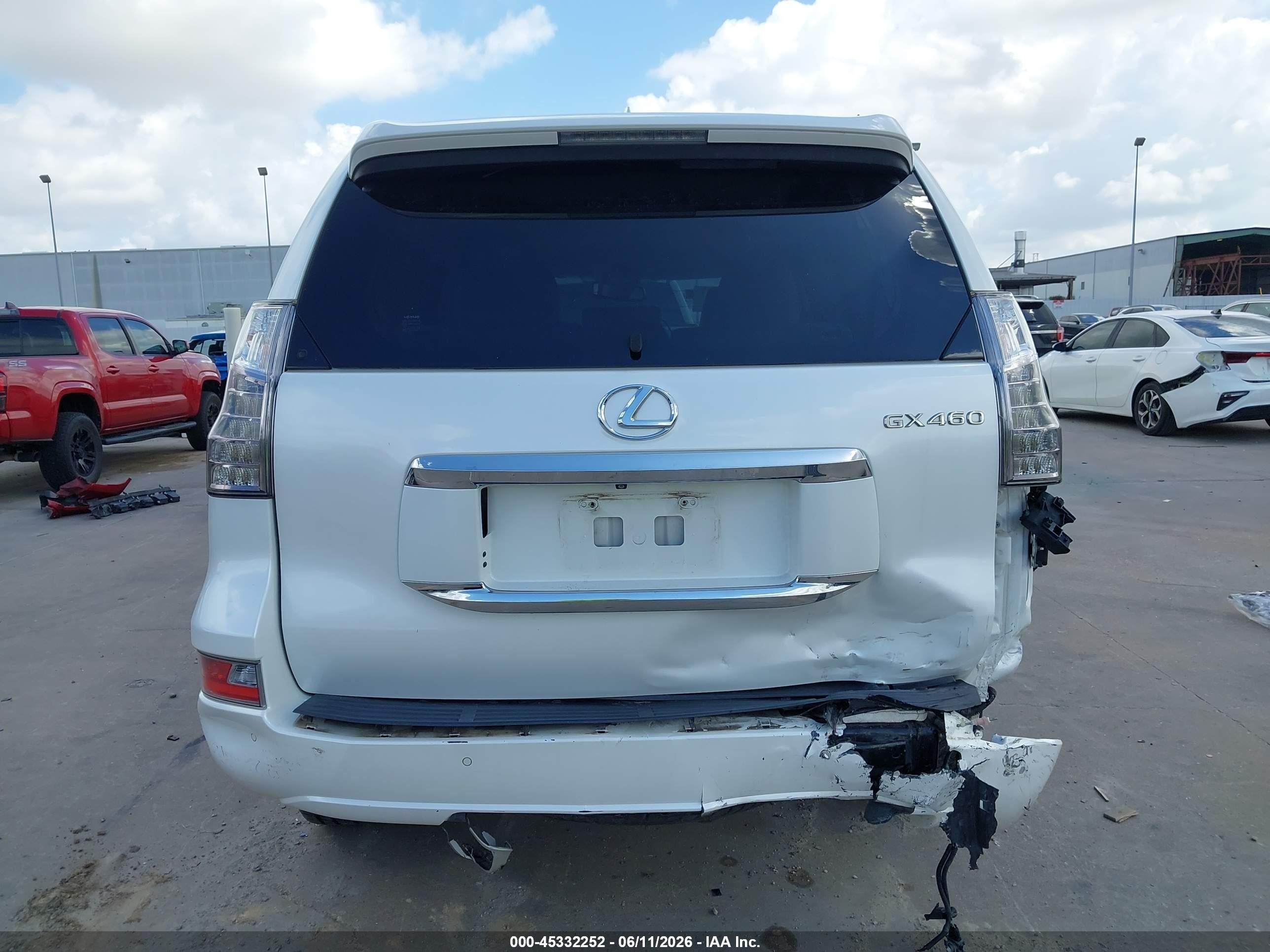 2015 Lexus Gx 460 White vin: JTJBM7FX3F5108132