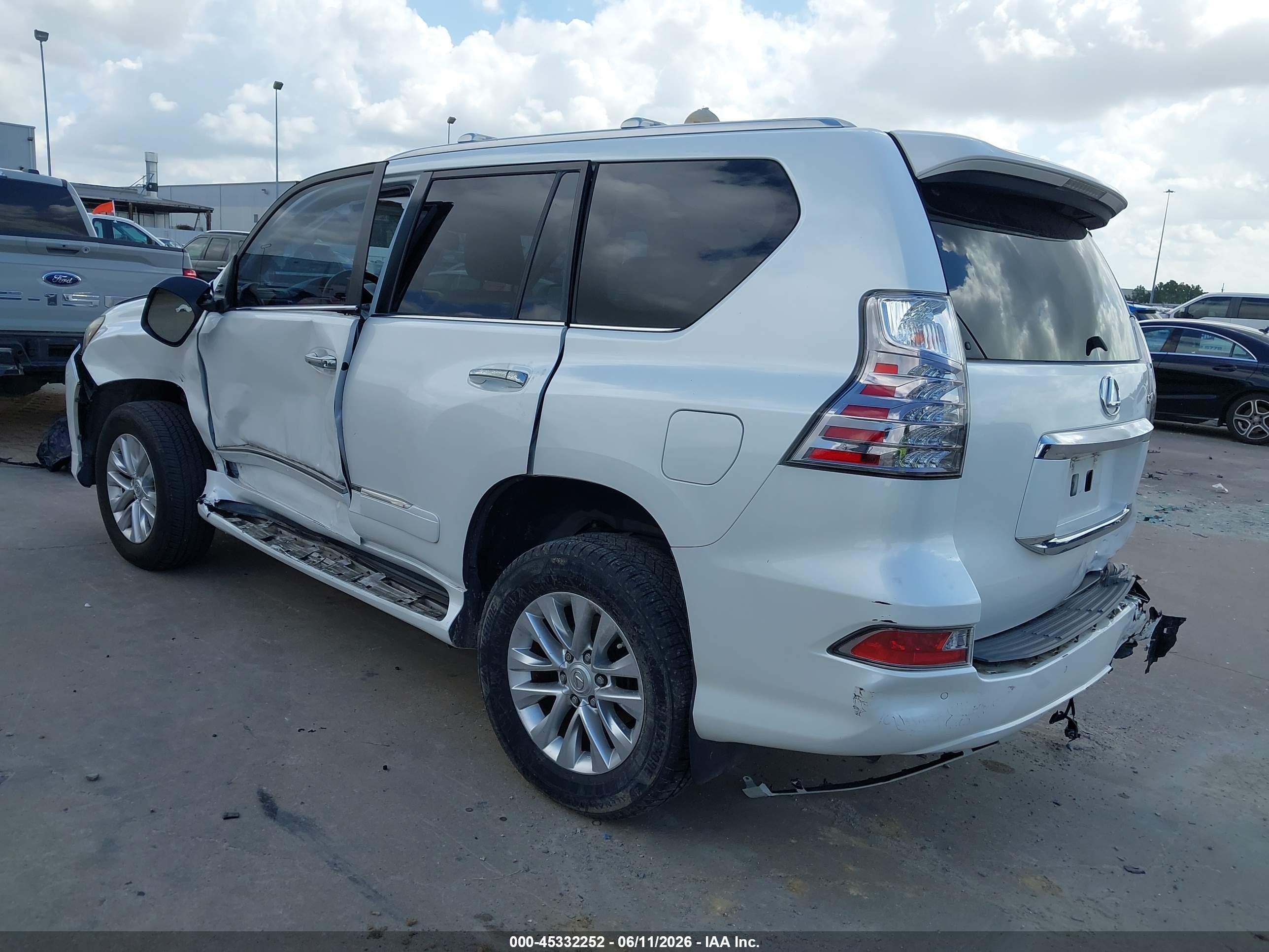 2015 Lexus Gx 460 White vin: JTJBM7FX3F5108132