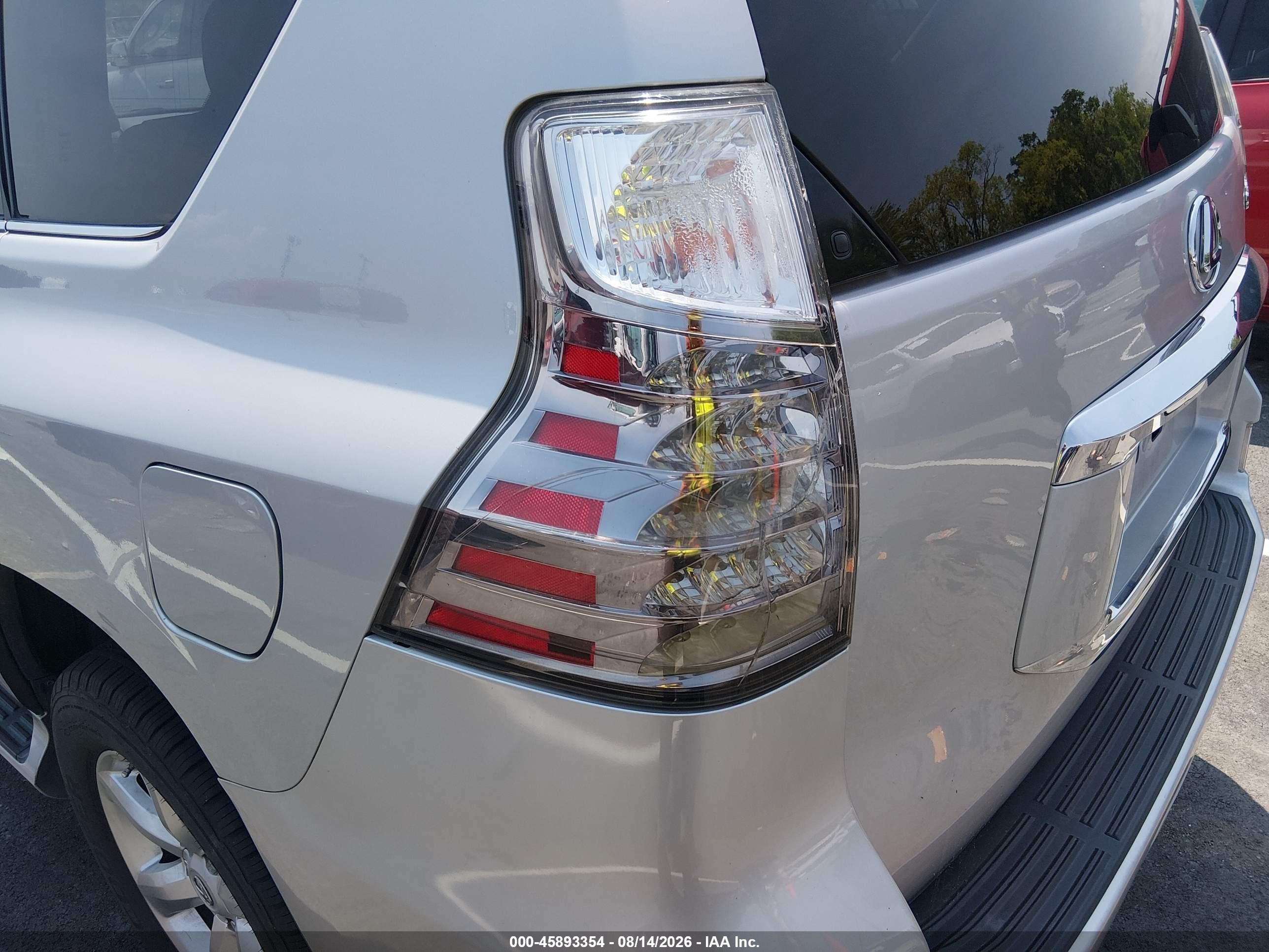 2014 Lexus Gx 460 Silver vin: JTJBM7FX4E5074992