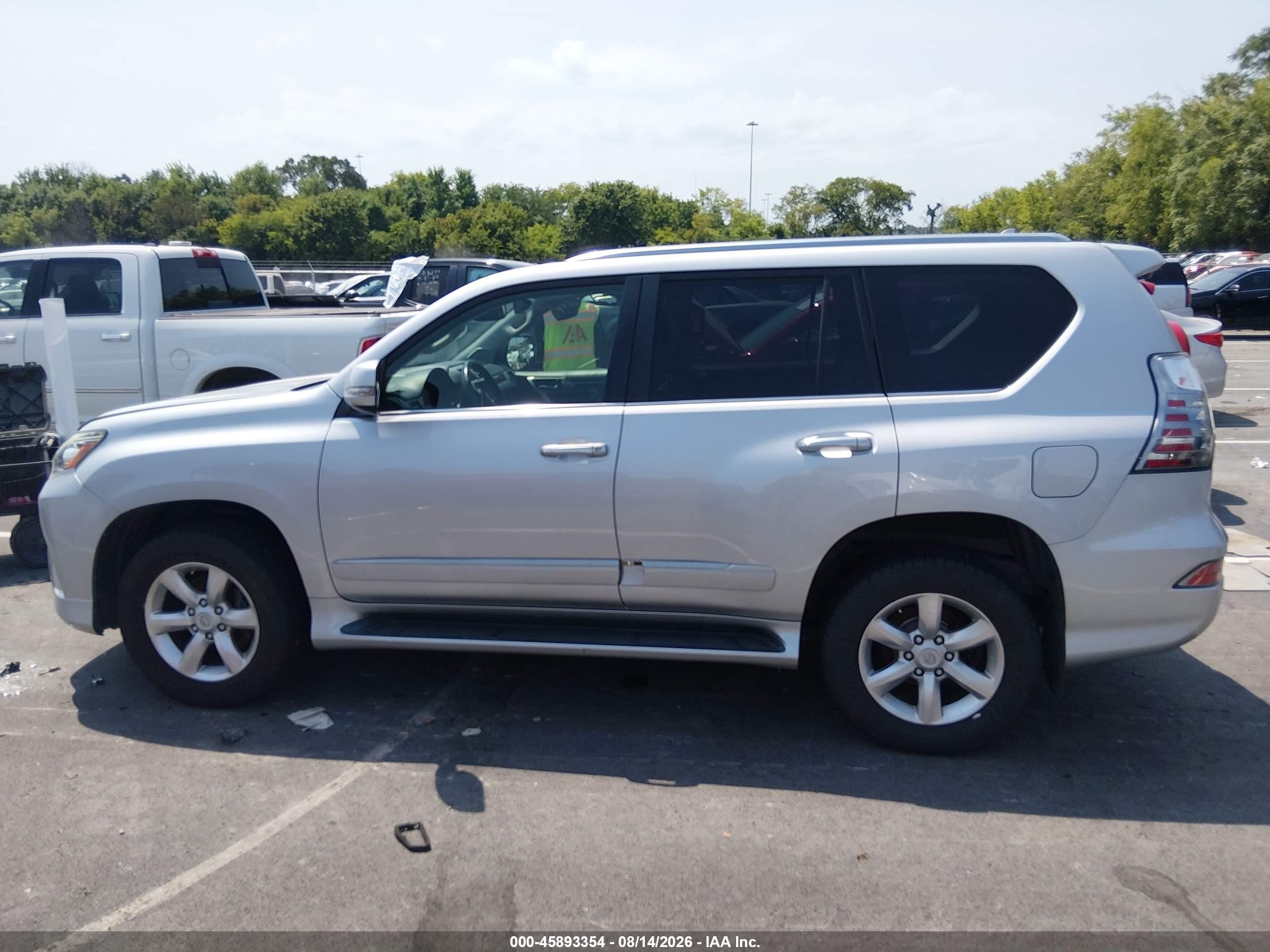 2014 Lexus Gx 460 Silver vin: JTJBM7FX4E5074992