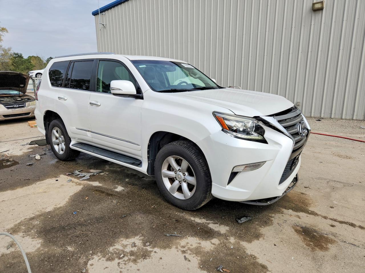 2015 Lexus Gx 460 Base White vin: JTJBM7FX4F5110438