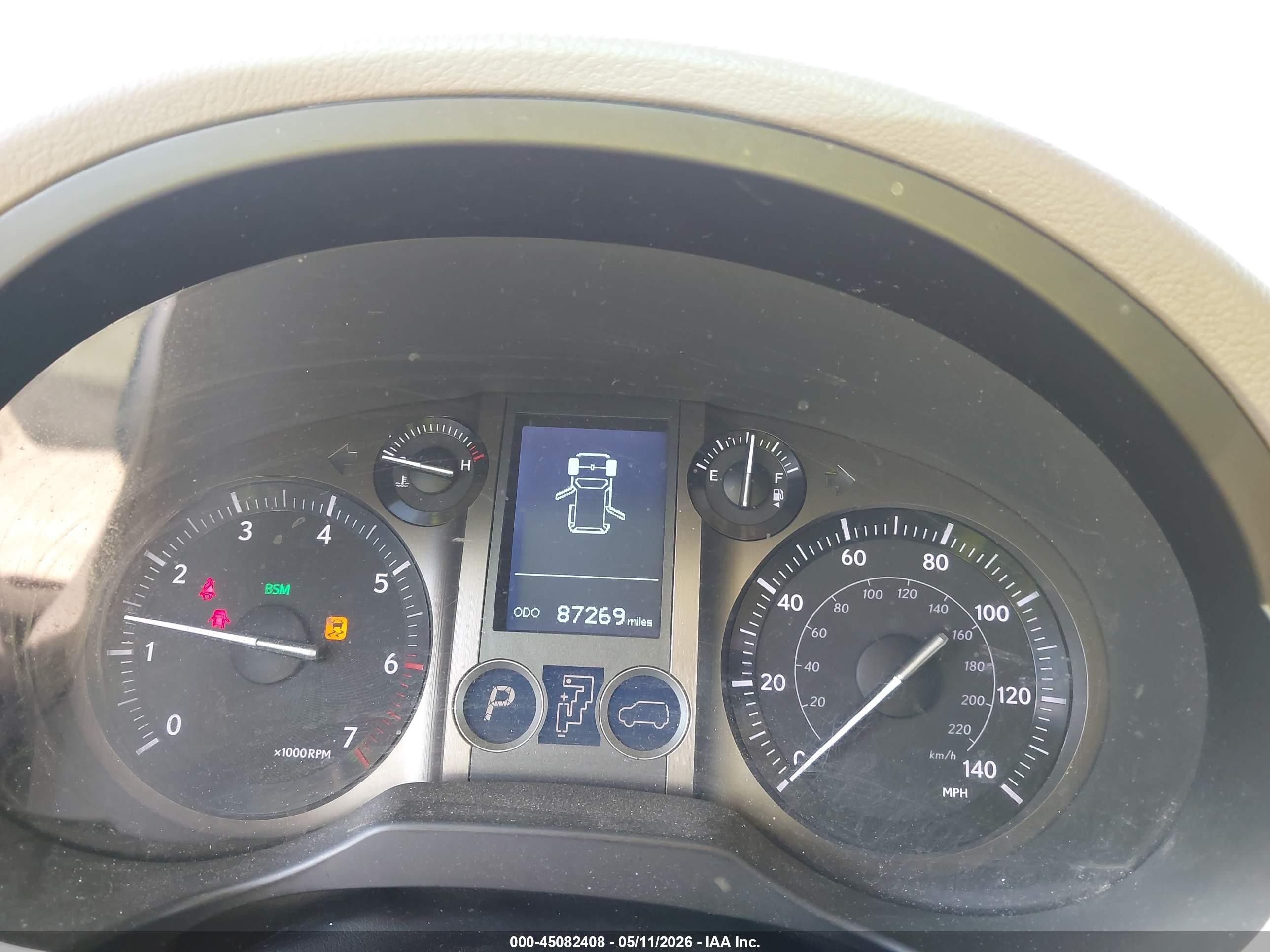2015 Lexus Gx 460   White vin: JTJBM7FX4F5117521