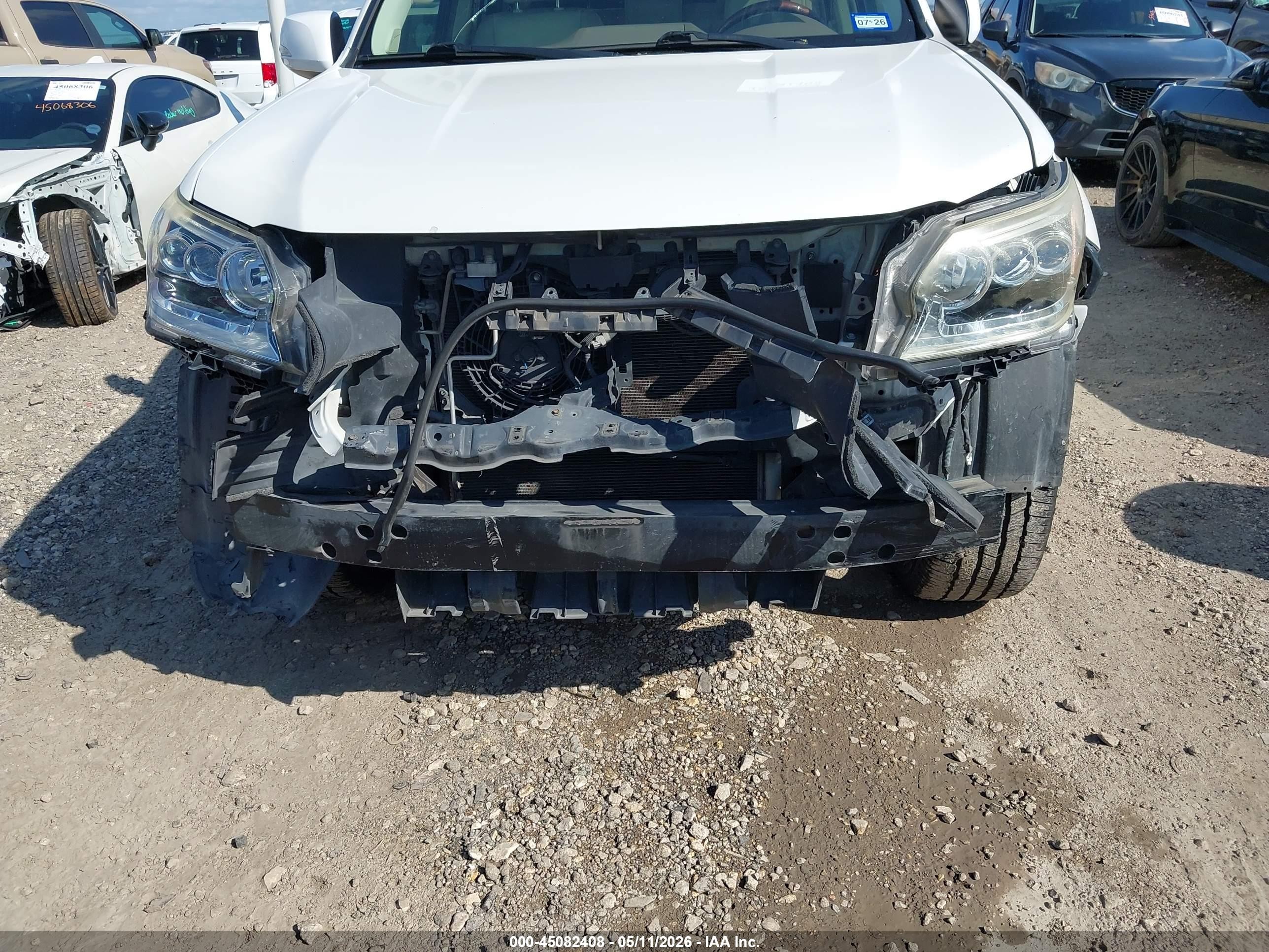 2015 Lexus Gx 460   White vin: JTJBM7FX4F5117521
